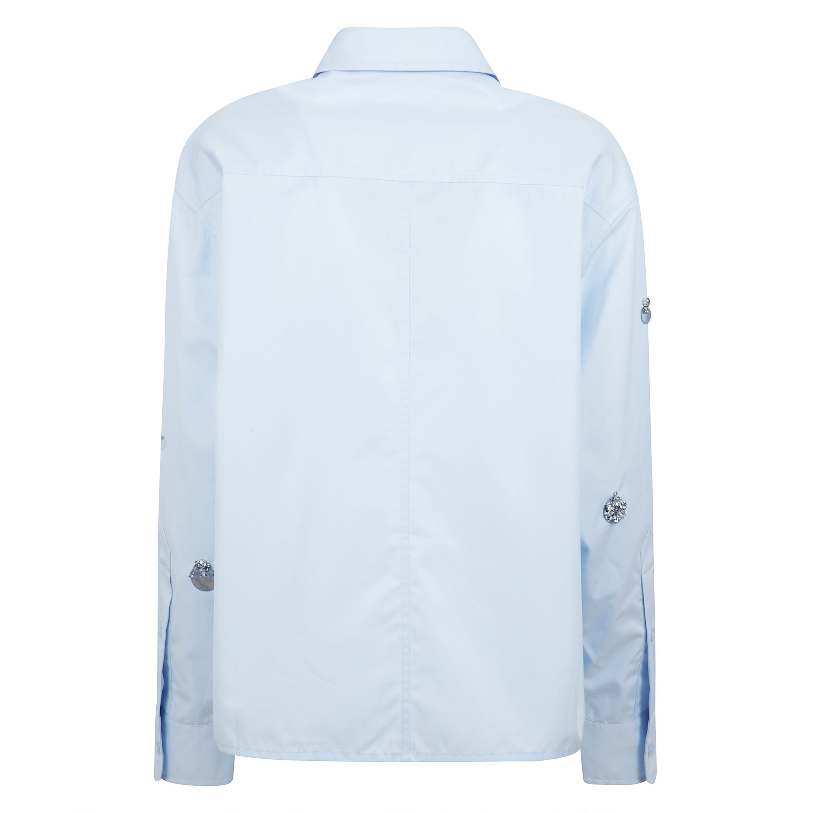 Camicia realizzata in popeline di cotone, arricchita da cristalli e paillettes ricamato sul davanti e sulle maniche. colletto classico a punta, abbottonatura frontale con finitura in nastro logato e polsini con bottone. taglio ampio e corto con spalle sce