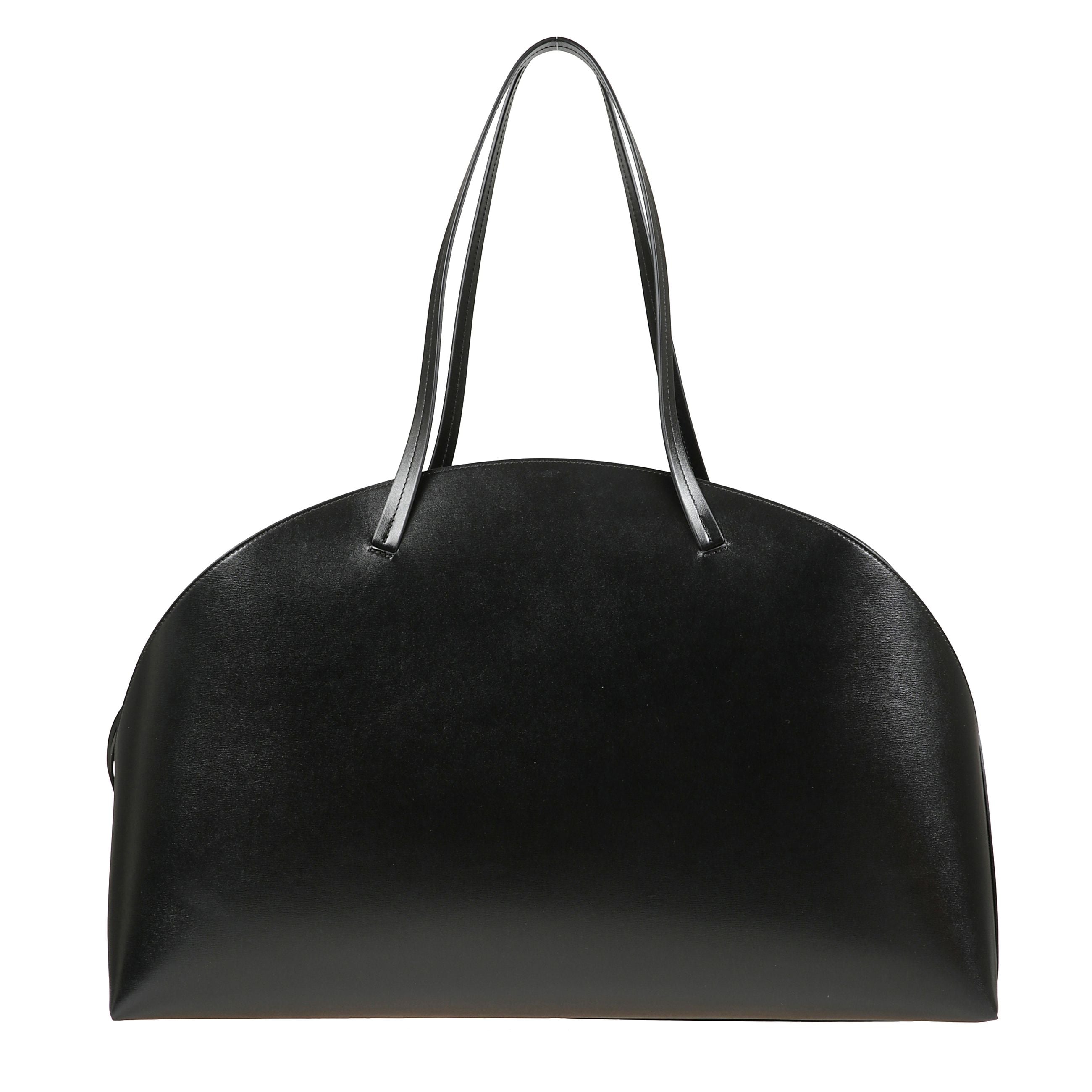 Borsa a spalla grande "curve shoulder" jil sander, in pelle nera, due manici, stampa logo dorata fronte, pochette interna estraibile, dettaglio chiusura coulisse, uno scomparto interno principale.