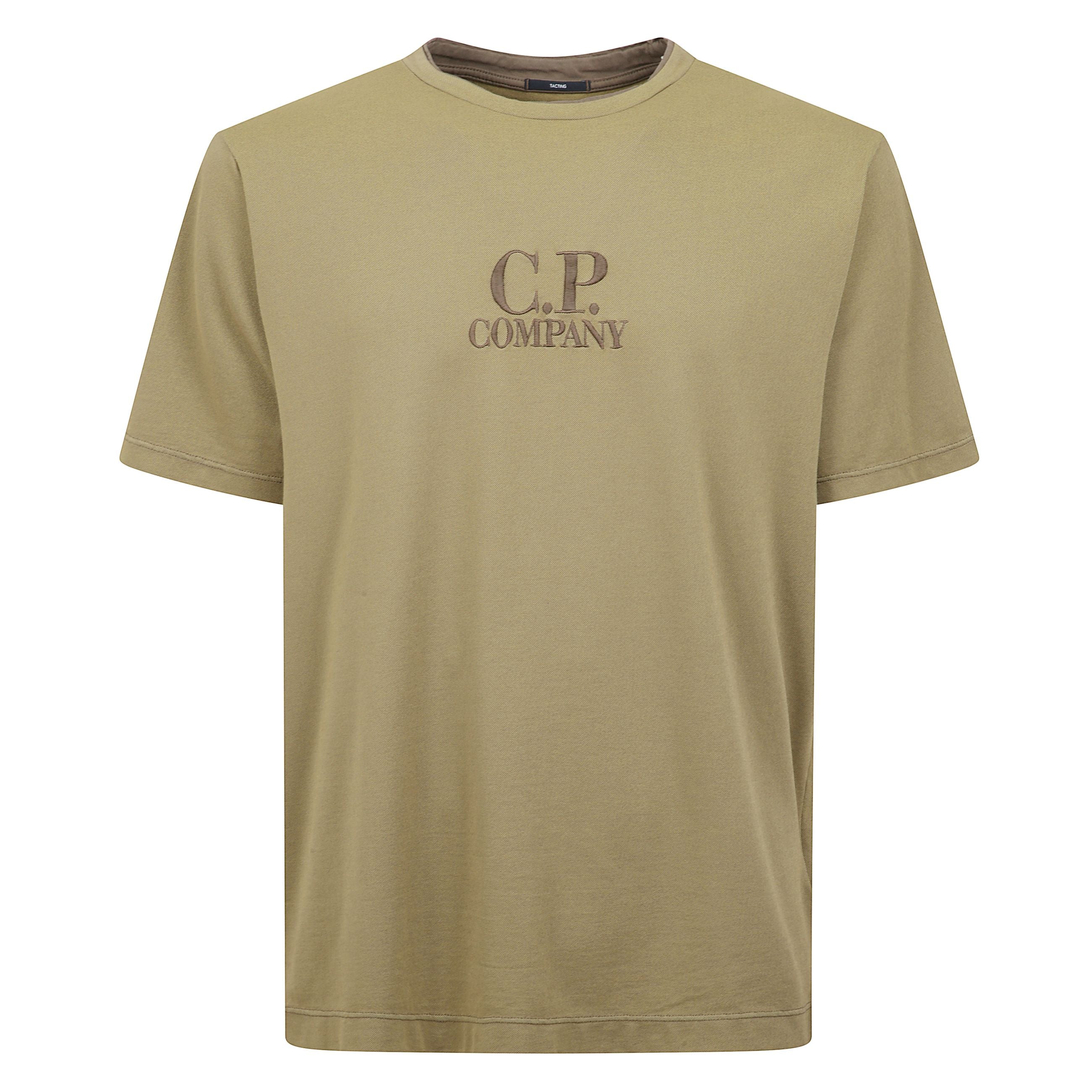 T-shirt realizzata in piquet di cotone/nylon. tinta in capo. regular fit.