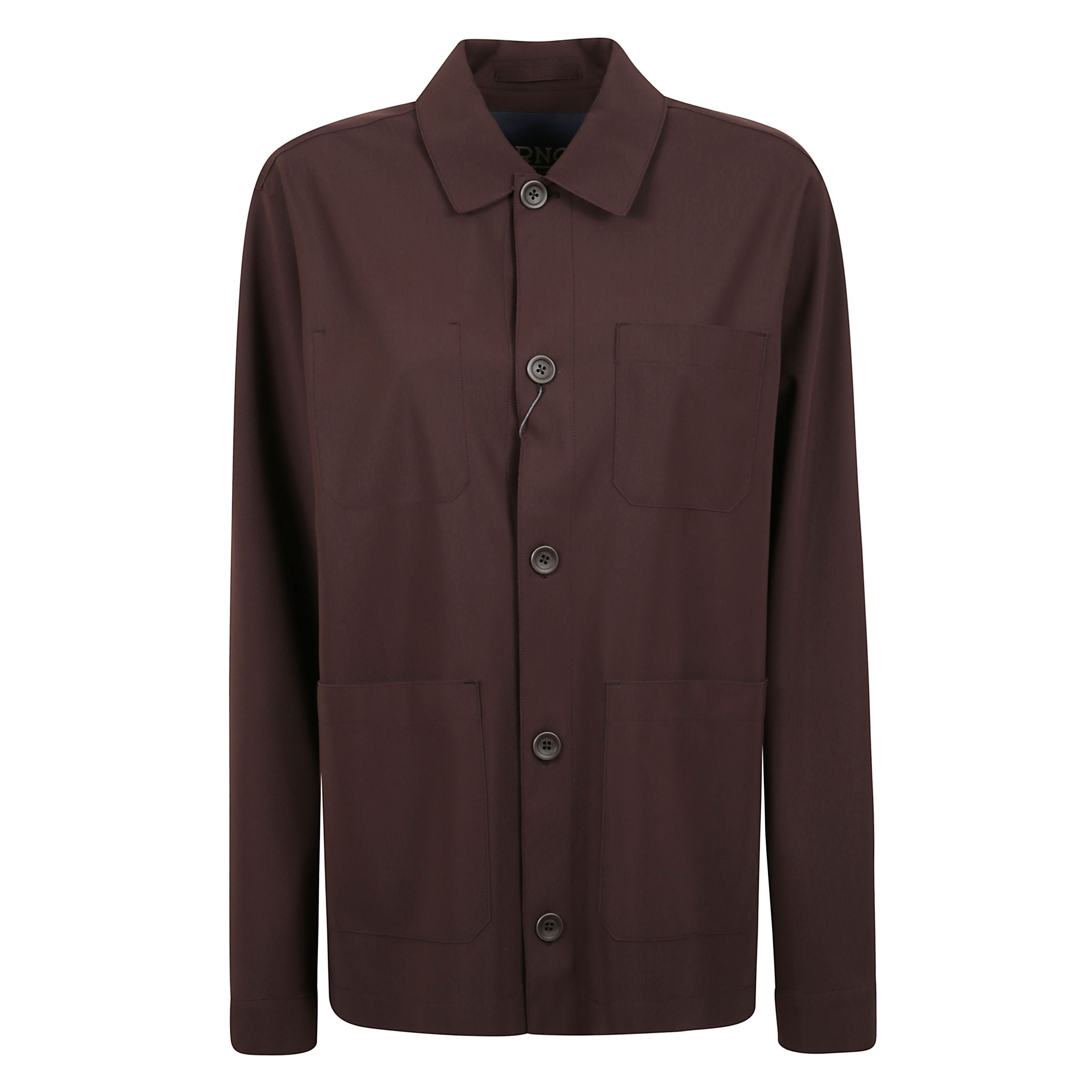 Overshirt in neoprene, polsini con bottone logato, tessuto idrorepellente e antivento, chiusura con bottoni logati.
tasche laterali a toppa, tasca superiore applicata e vestibilità regolare