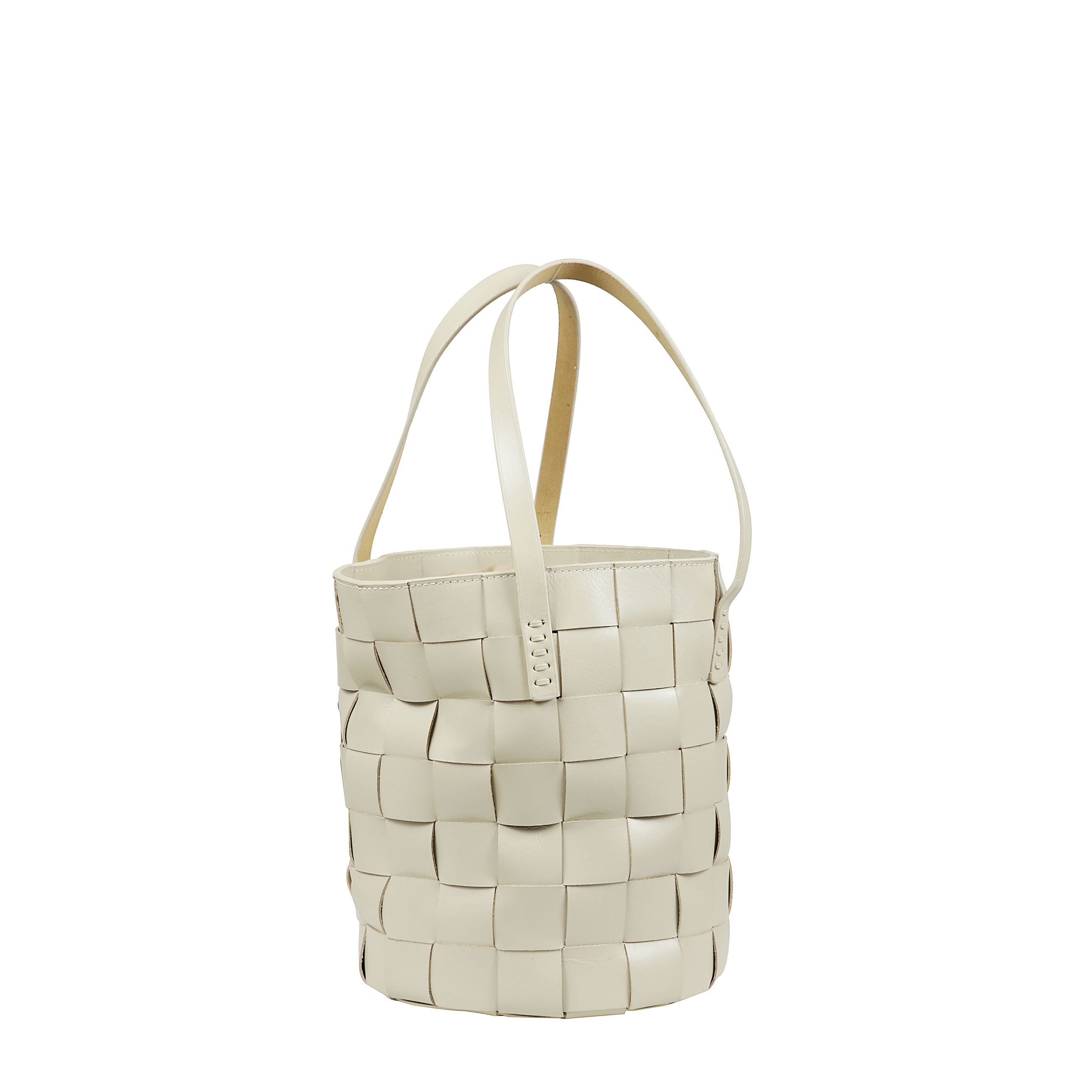 Borsa a secchiello in pelle con due manici e scomparto interno spazioso.