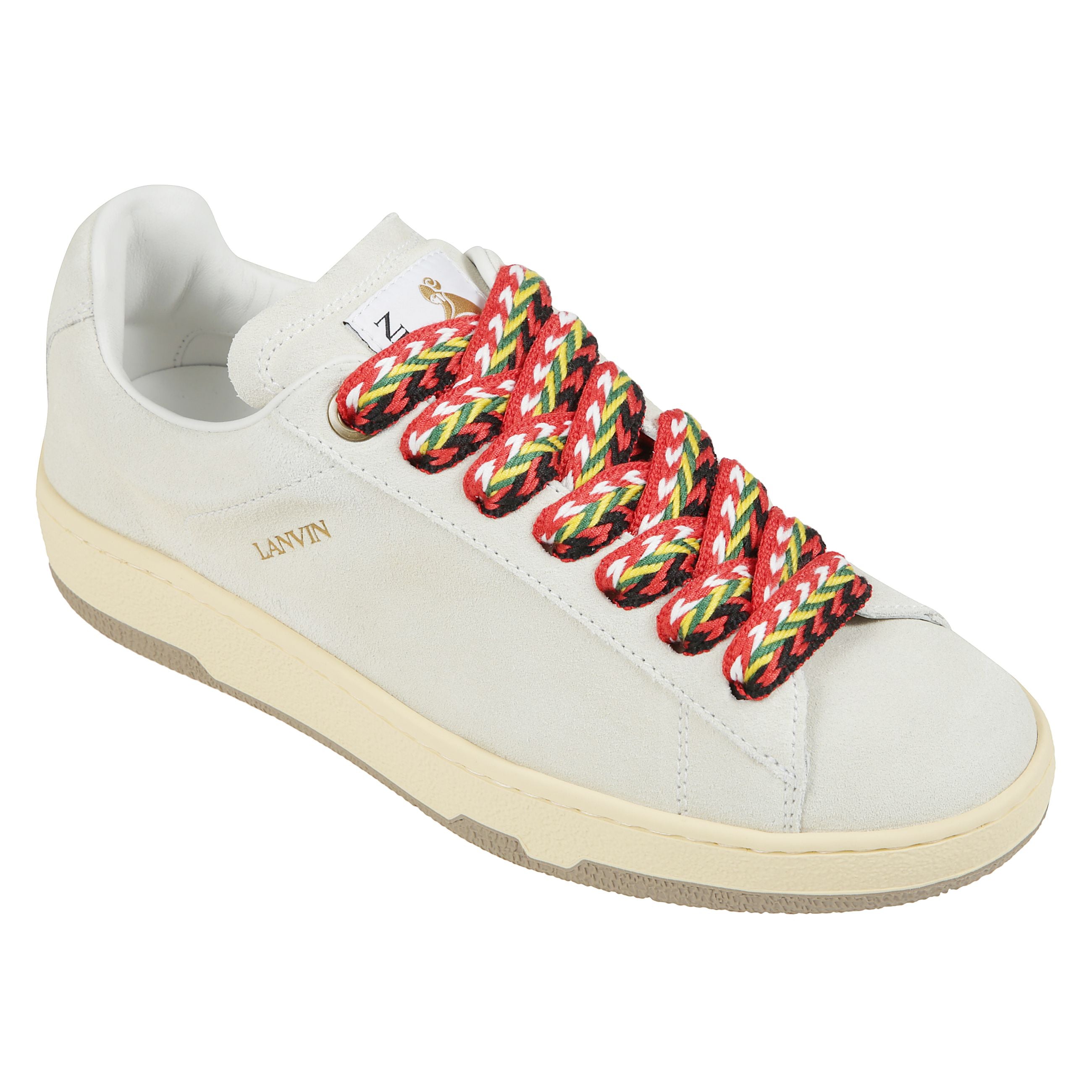 Ispirate alle sneakers da skate vintage, le curb lite, un nuovo stile low-top con i lacci a spina di pesce della nostra iconica curb, sono perfette per un look minimalista.