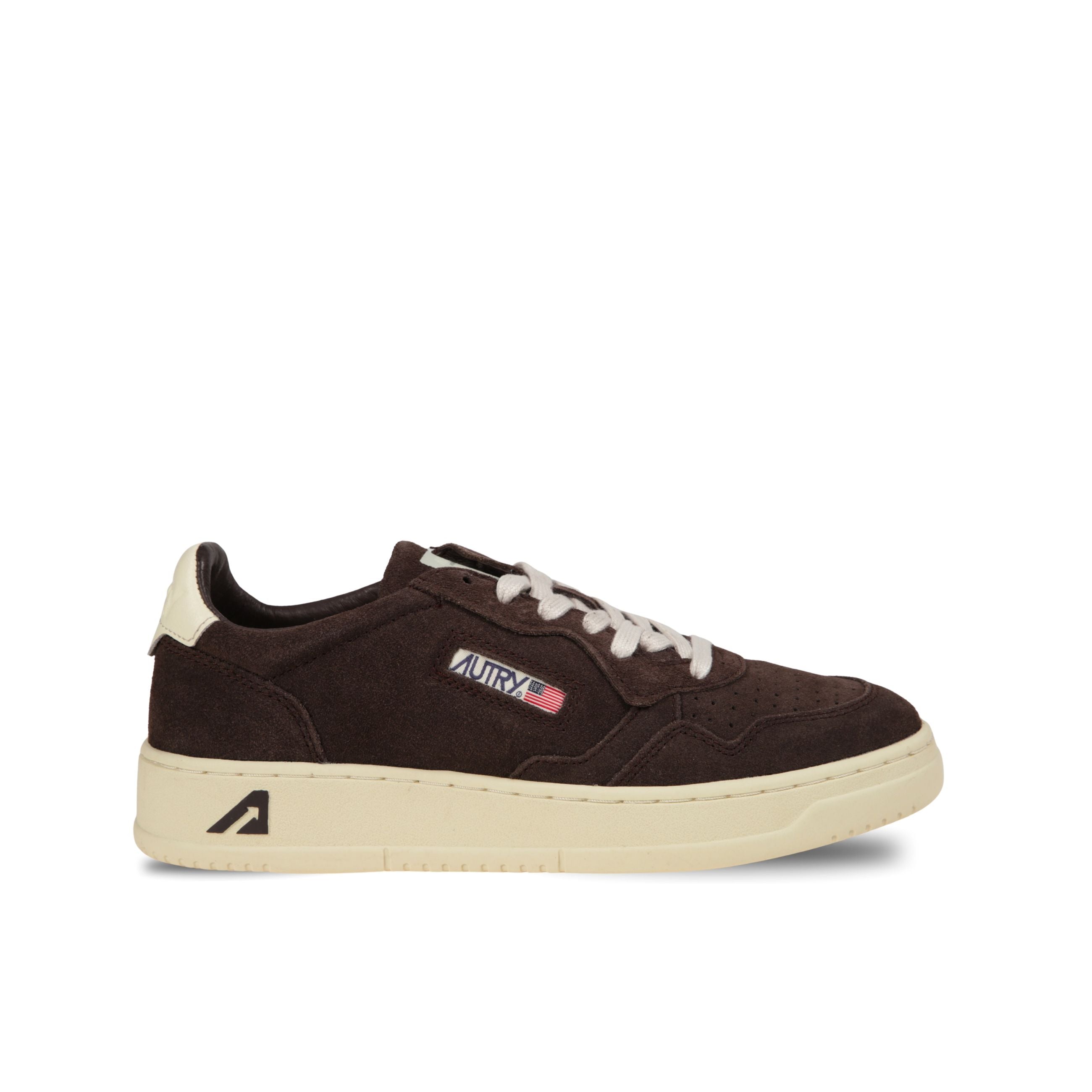 Sneakers autry medalist low. struttura in suede con microfori sul davanti. talloncino in pelle.