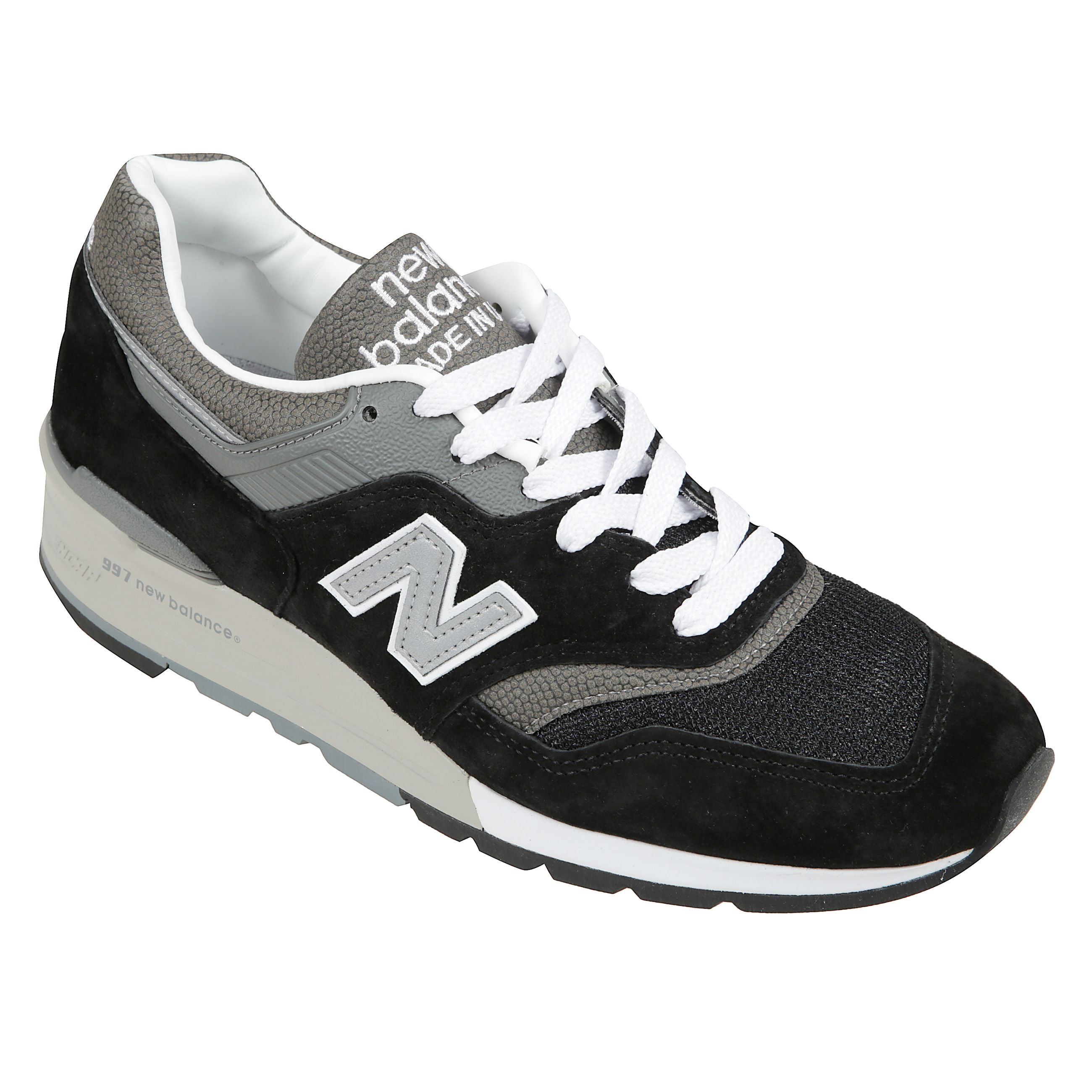 Scarpa lifestyle con ammortizzazione dellâintersuola encap che abbina una schiuma leggera a un resistente bordo in poliuretanon , ammortizzazione in eva leggera nell'intersuola e nel tallone e robusta suola in gomma espansa