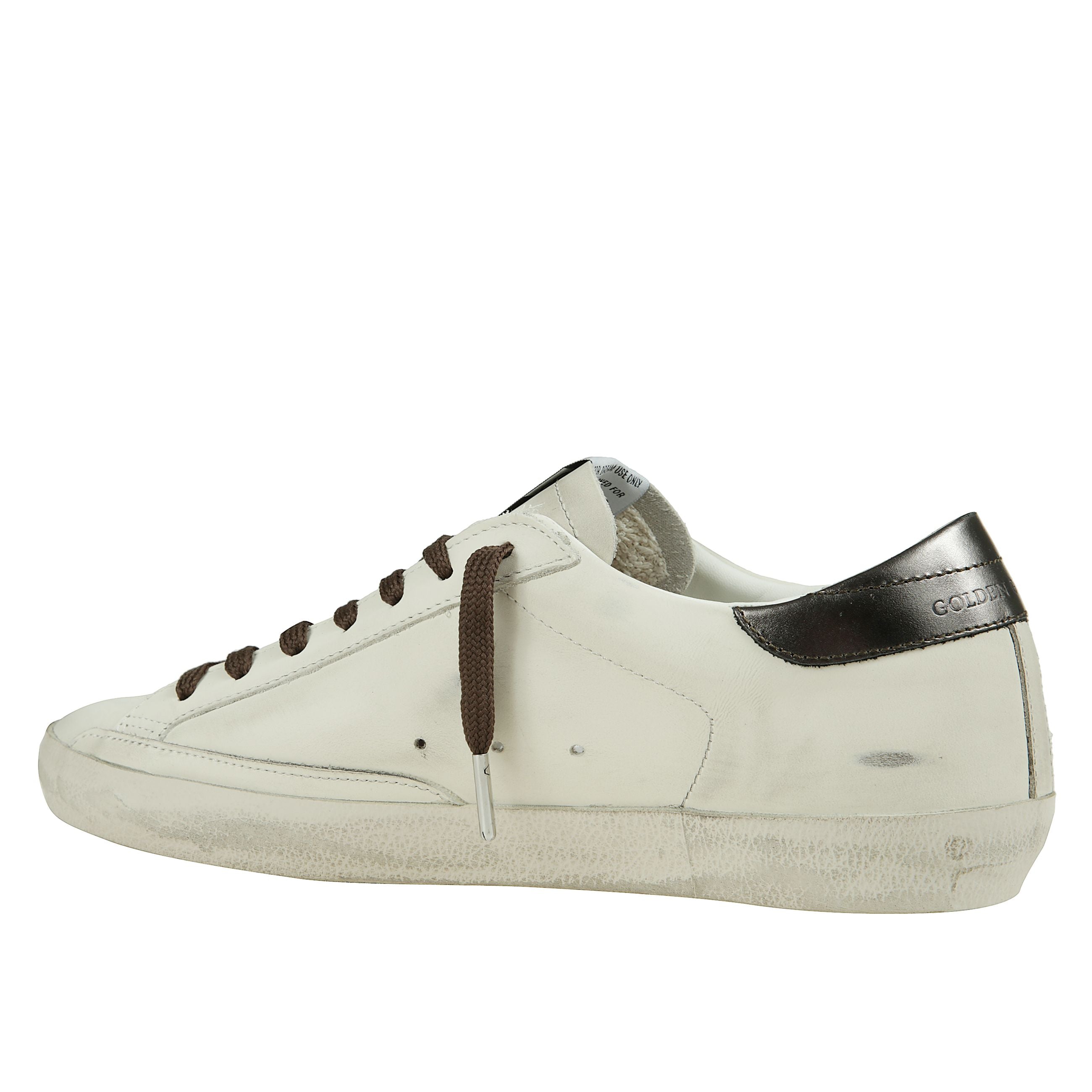 Sneakers uomo golden goose in pelle panna effetto used con macchie, stella laterale in pelle stampa cocco verde oliva, talloncino bronzo metallizzato e logo sulla linguetta. lacci piatti color cioccolato, fori laterali per traspirazione, suola in gomma 2,