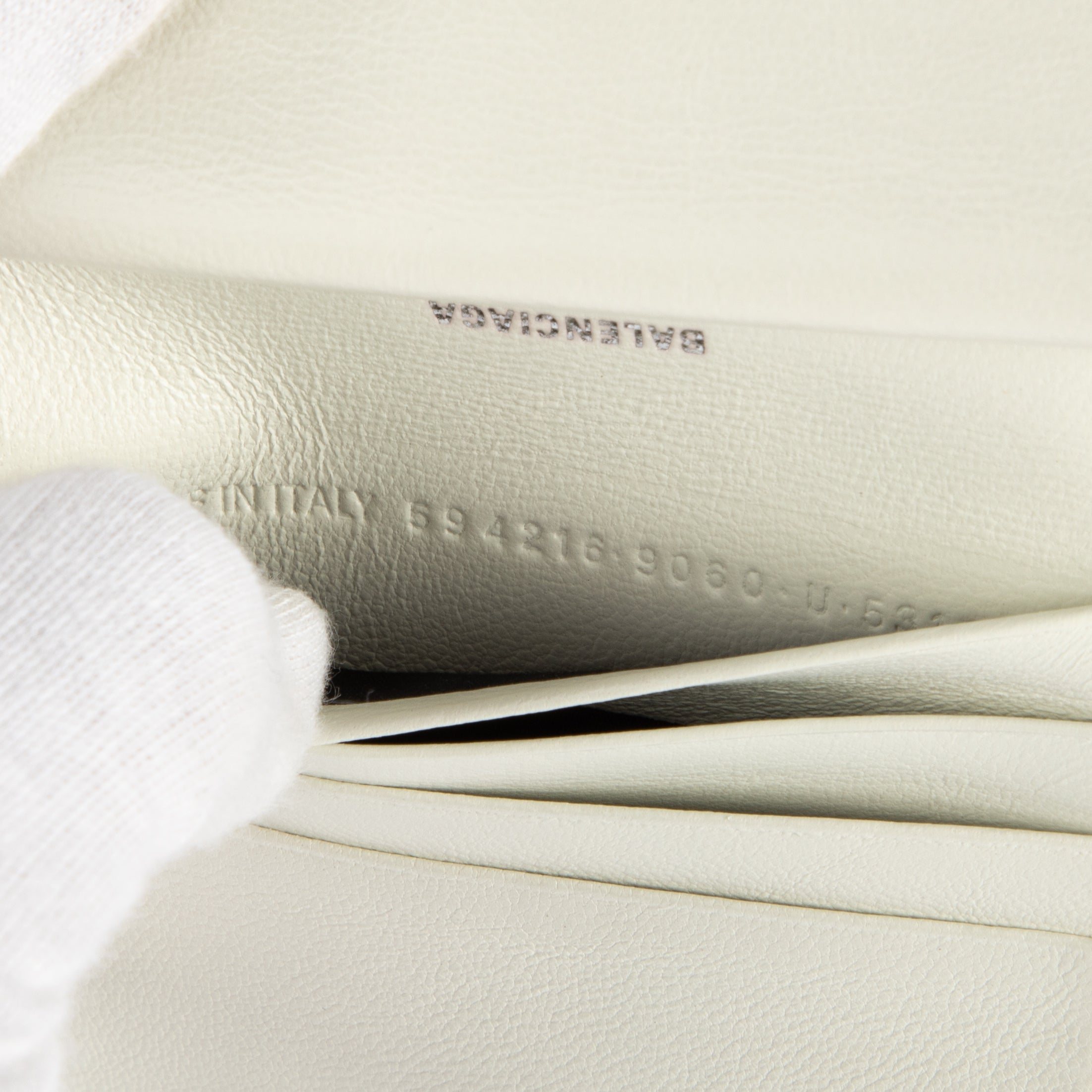 Classic Compact Bifold Wallet