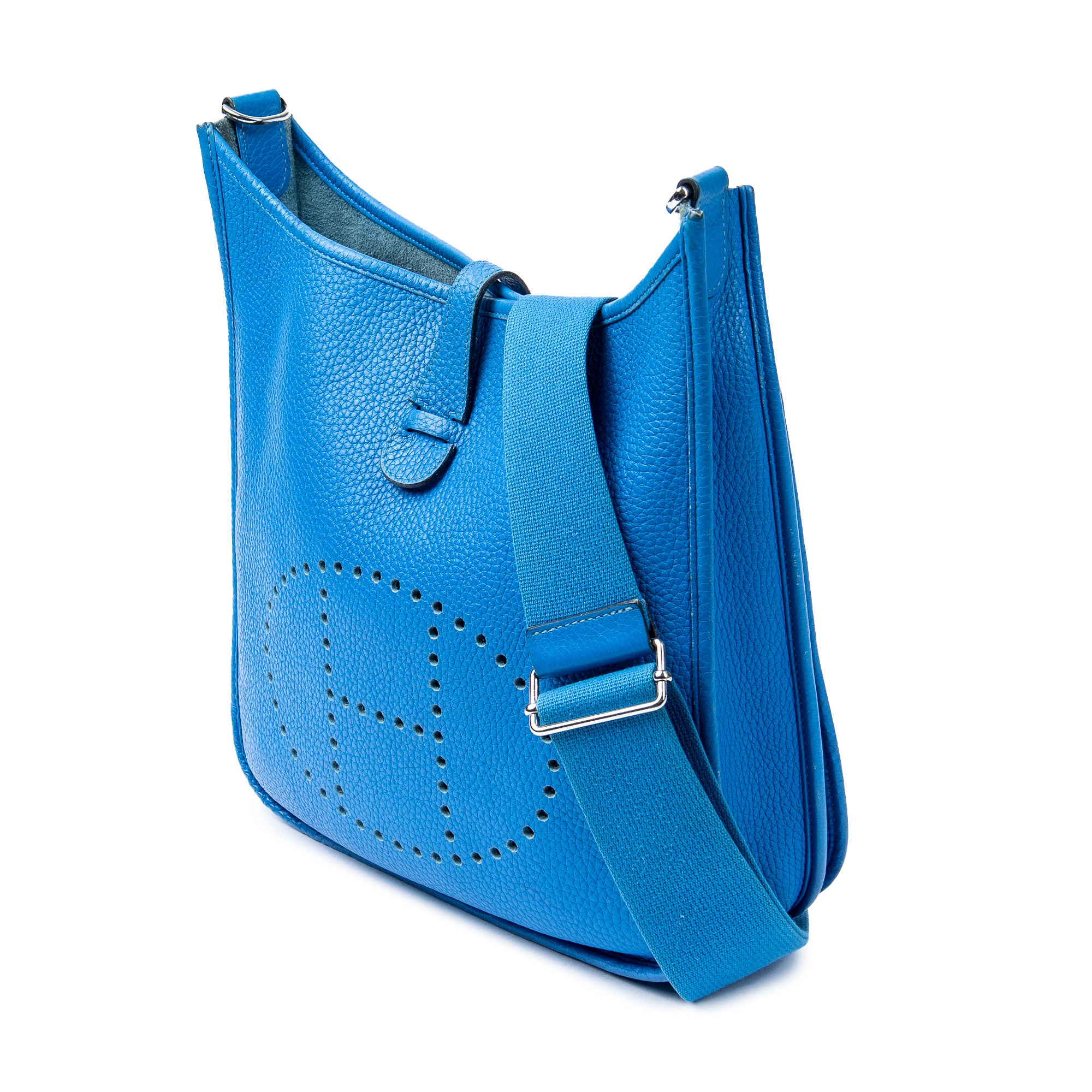 Evelyne III PM