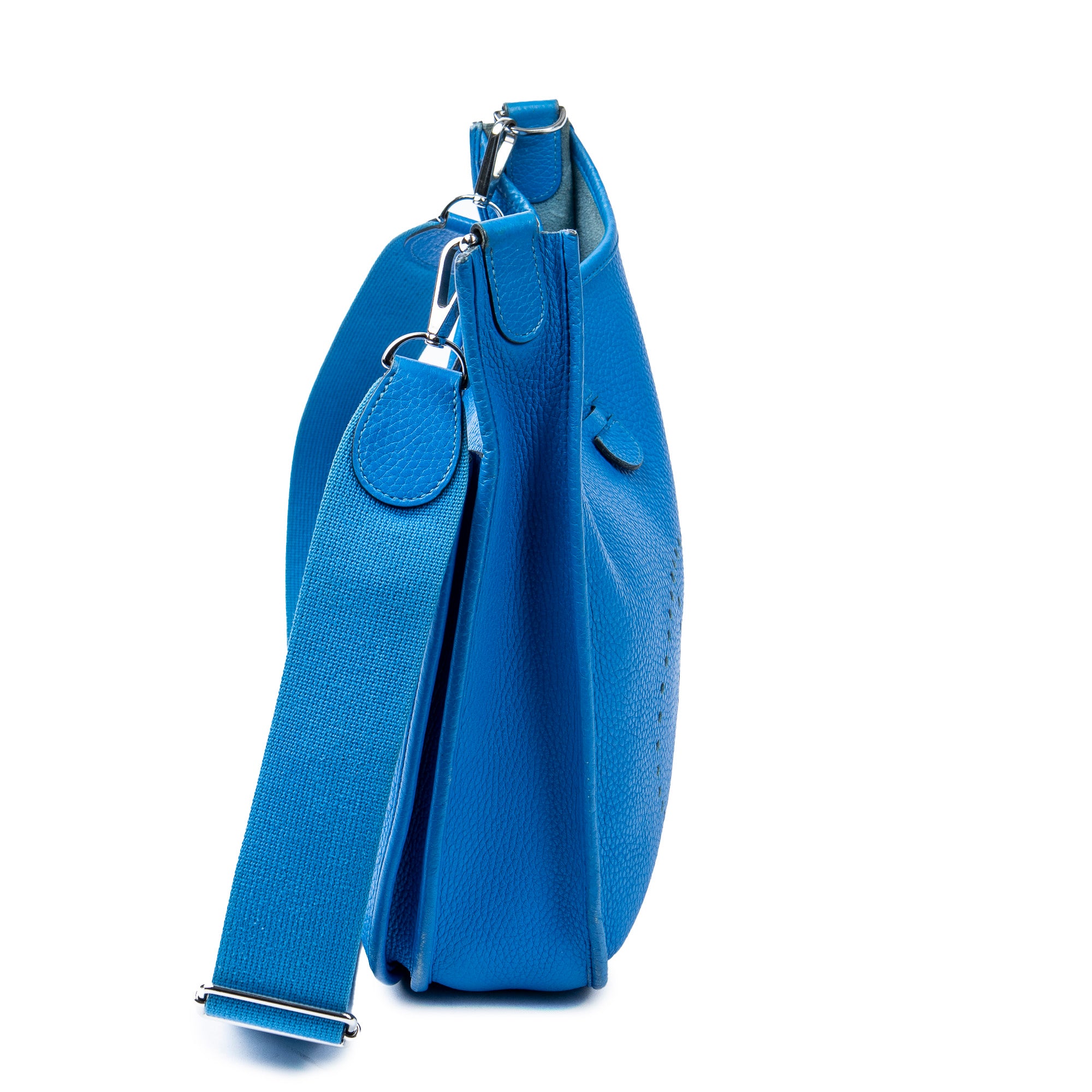 Evelyne III PM