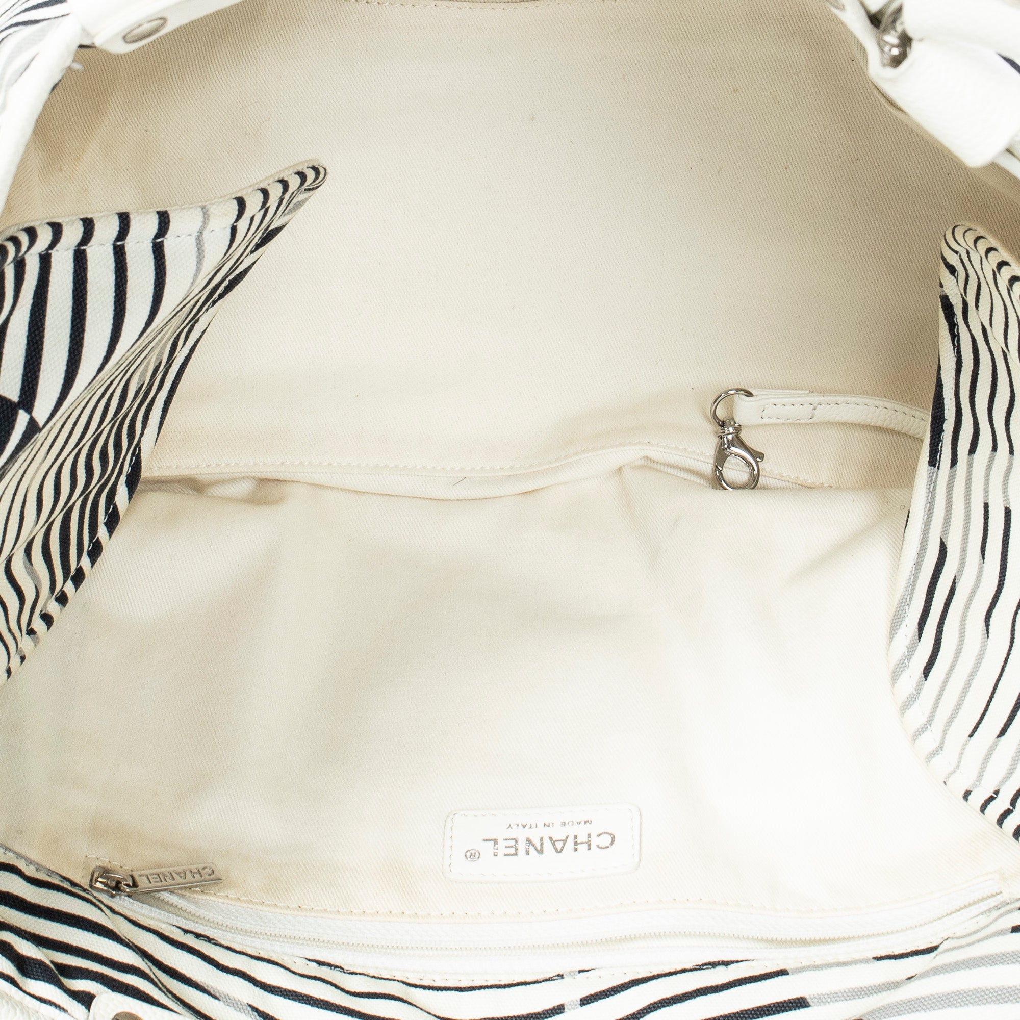 Camellia Flower Beach Tote