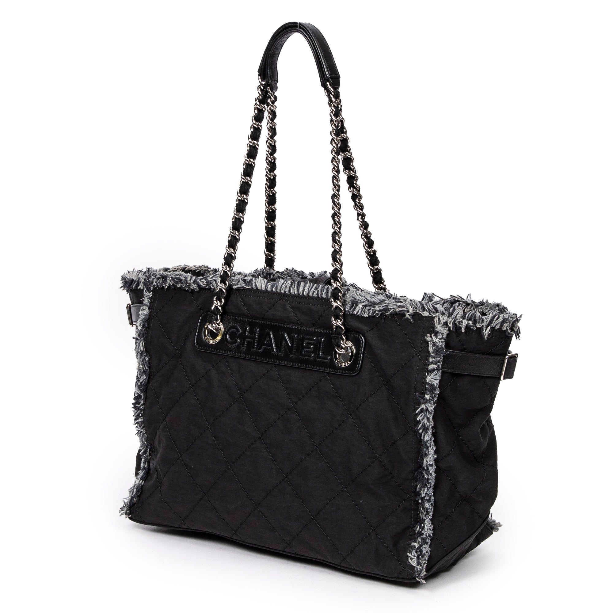 Horizontal Tweed Fringe Chain Tote