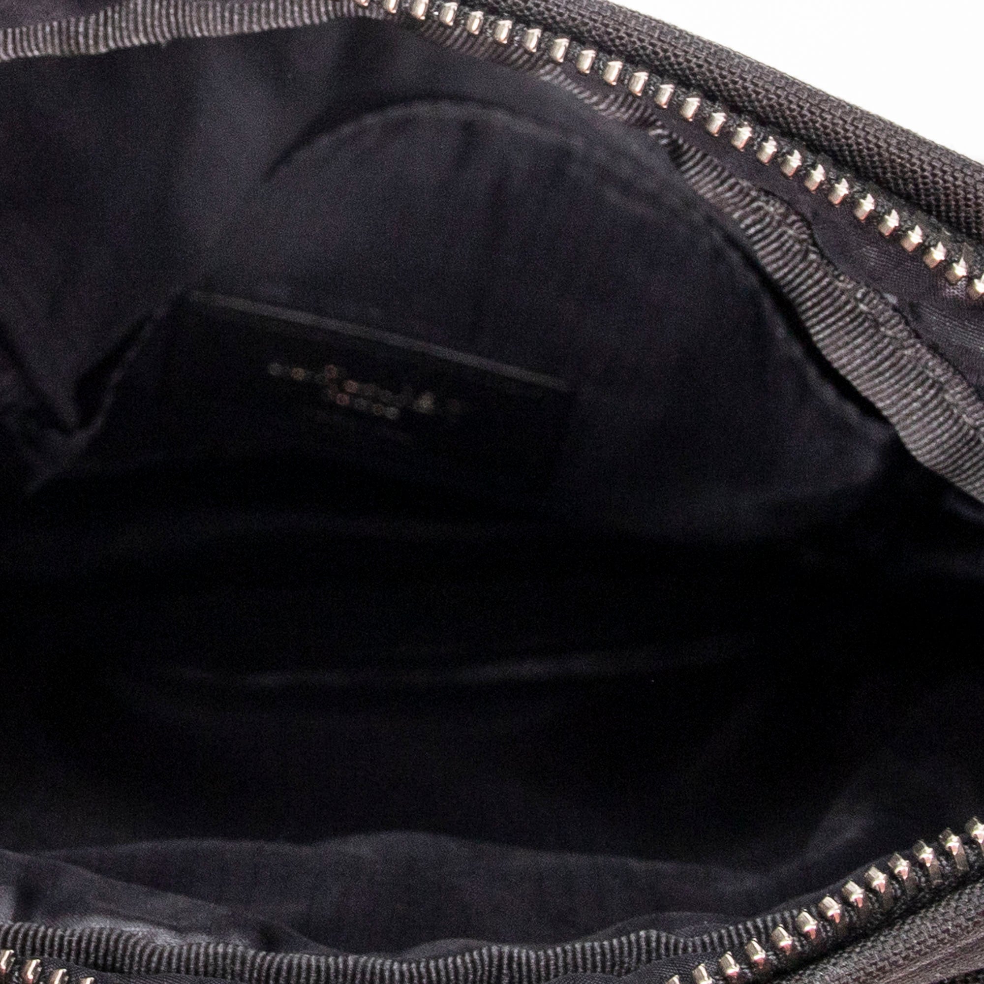 Sid Pouch Crossbody