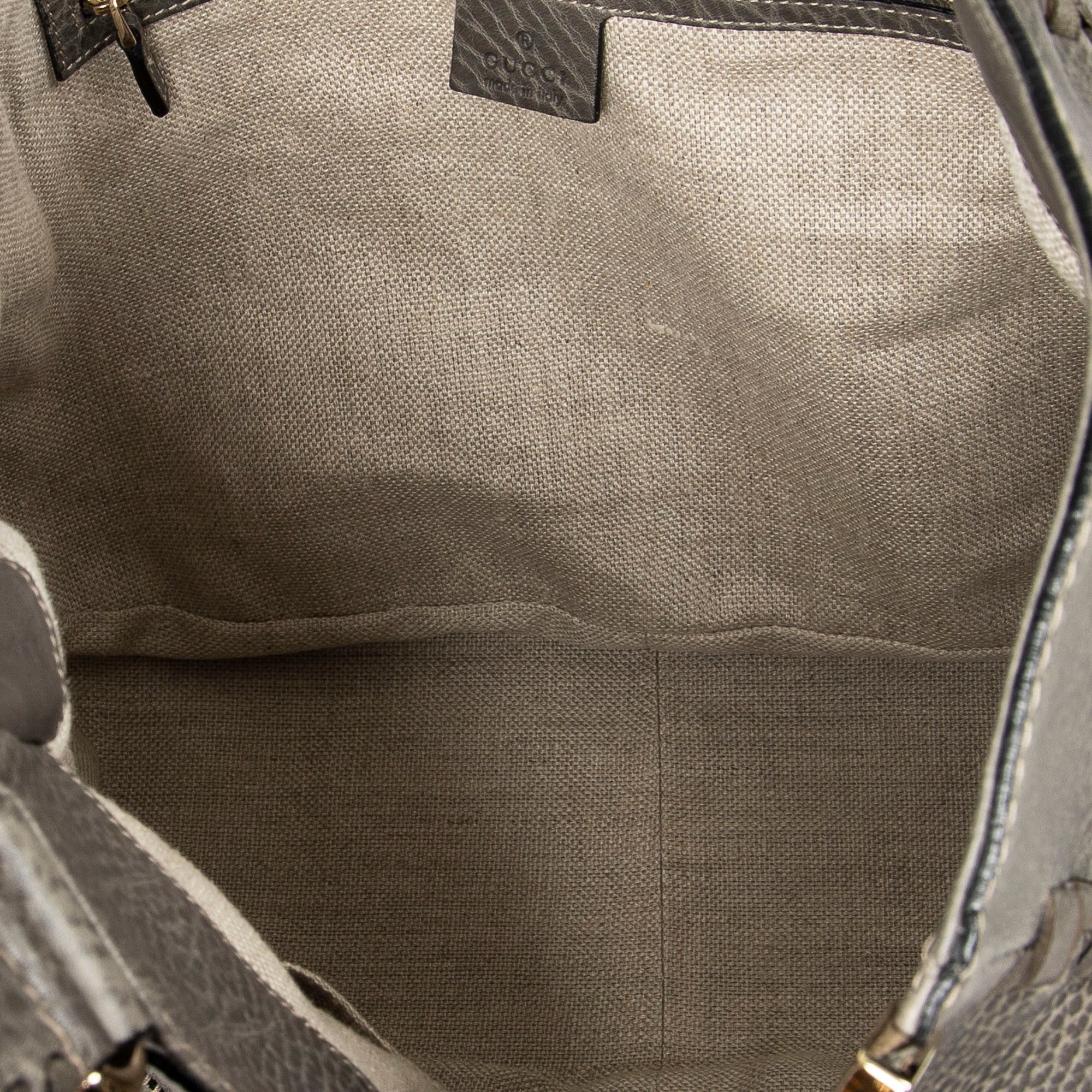 Medium Charlotte Hobo