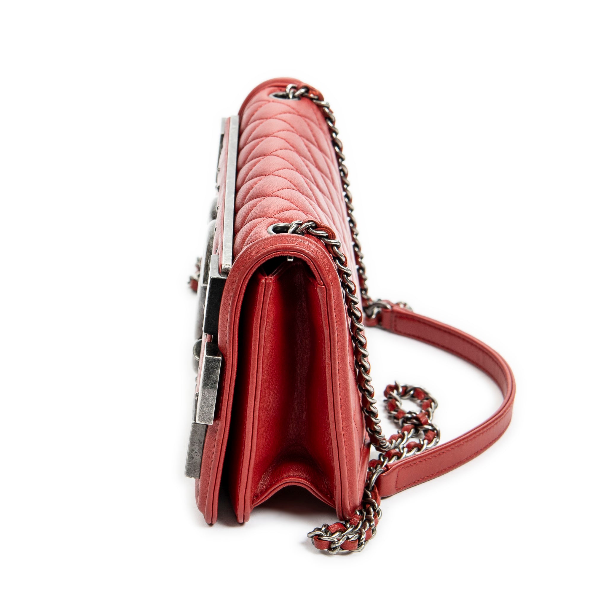 Studded Horizontal Boy Brick Flap