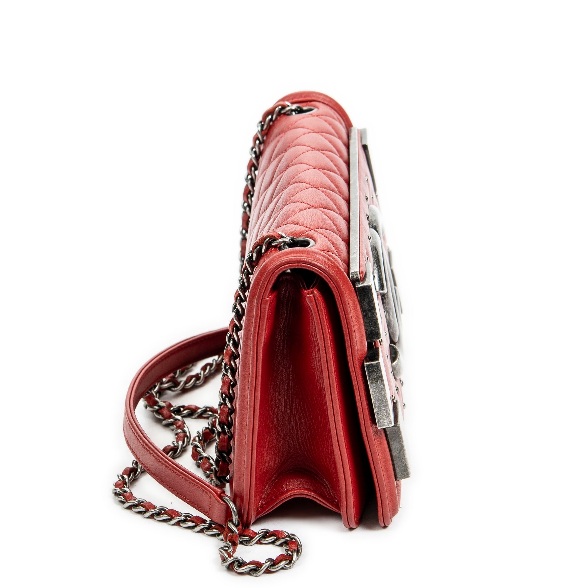 Studded Horizontal Boy Brick Flap
