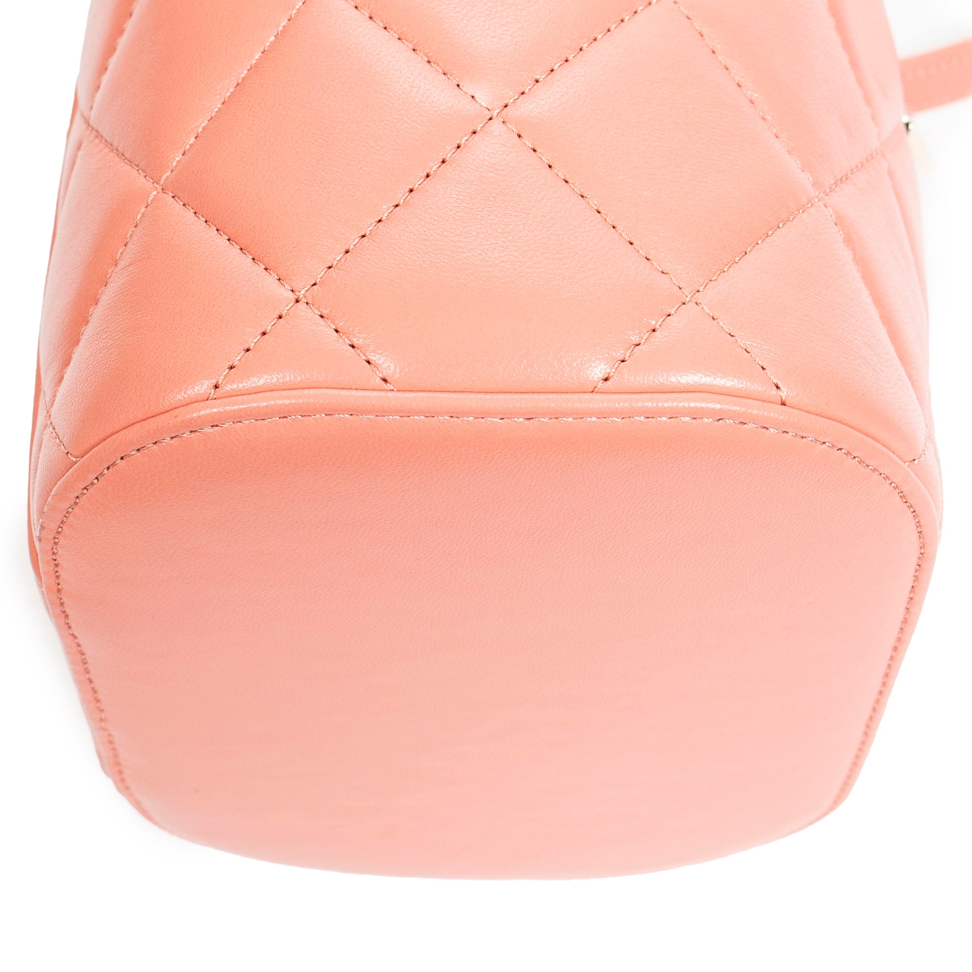 Top Handle Vanity Case with Chain