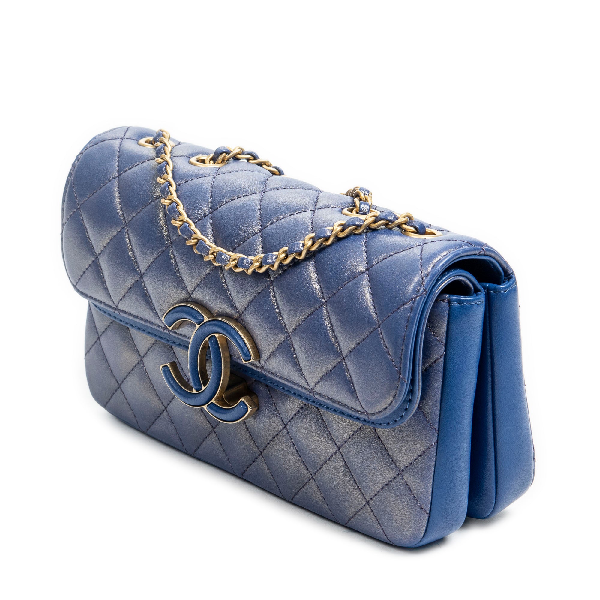 Small Iridescent CC Chic Flap