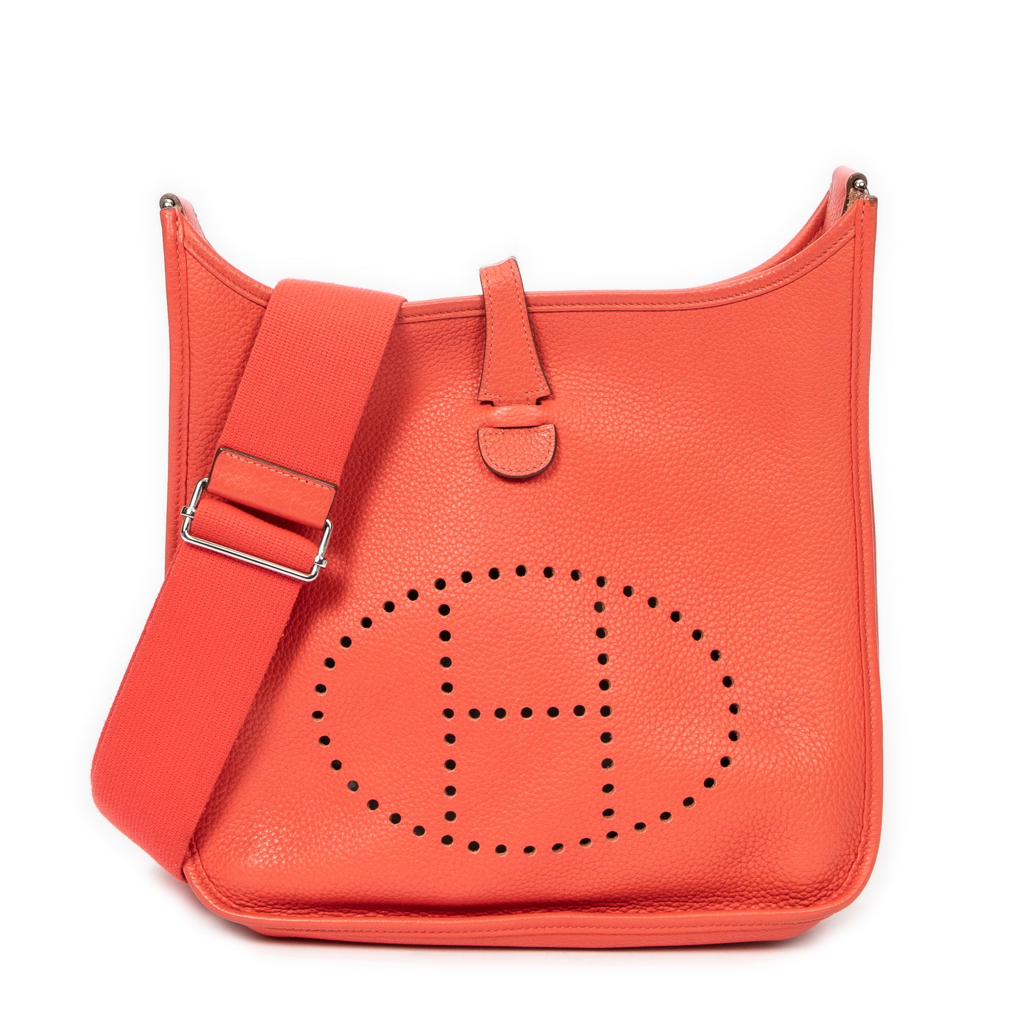 Evelyne III PM