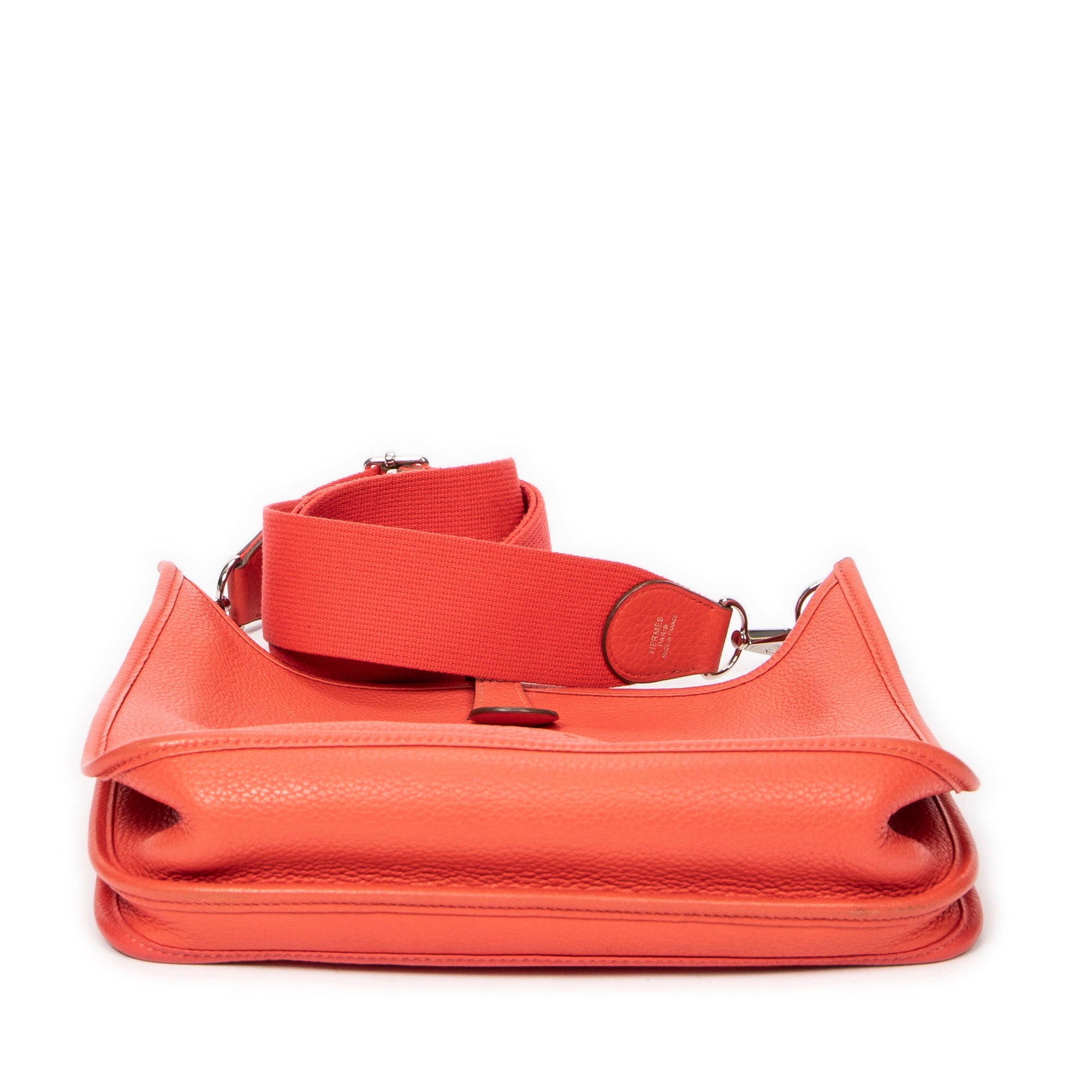 Evelyne III PM
