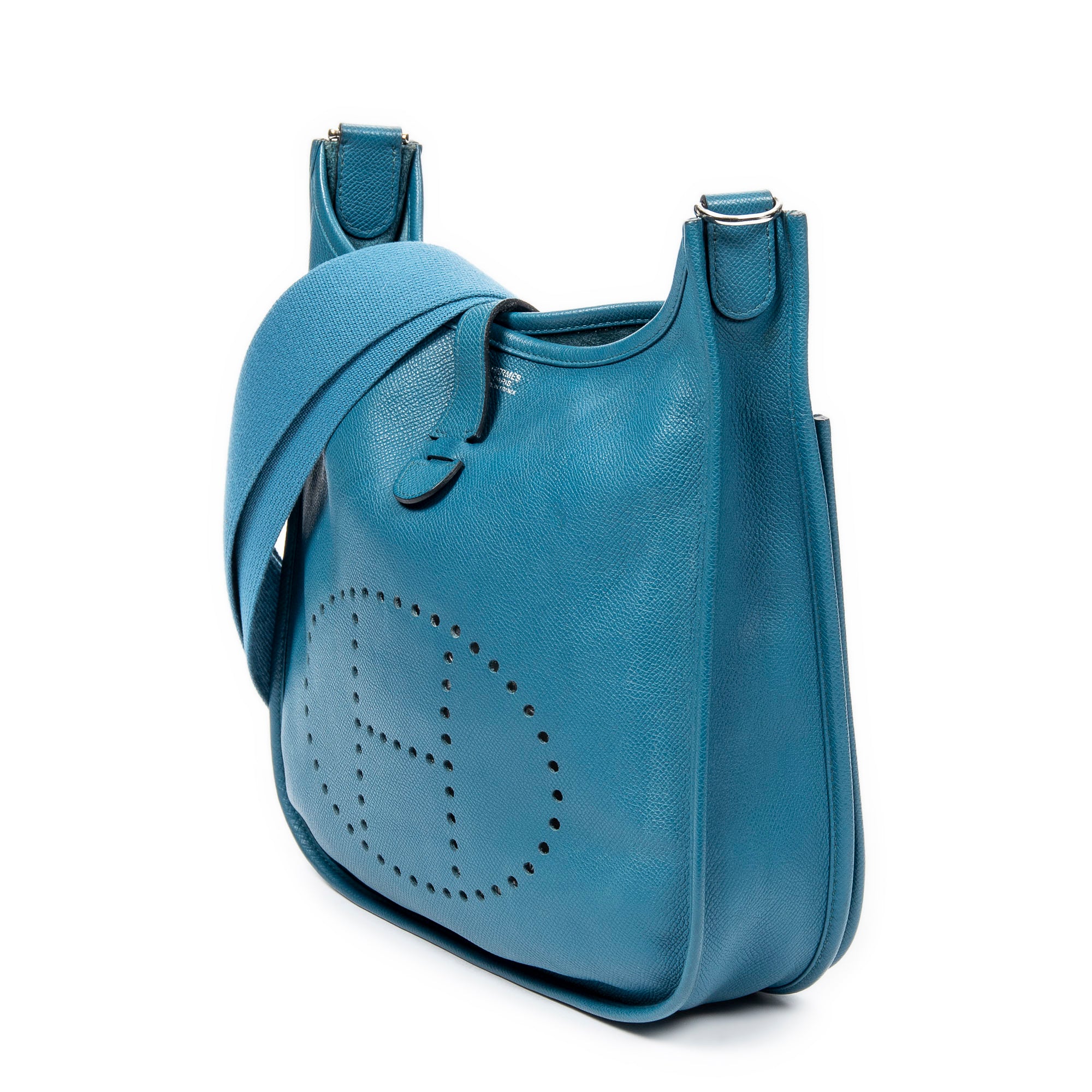 Evelyne III PM