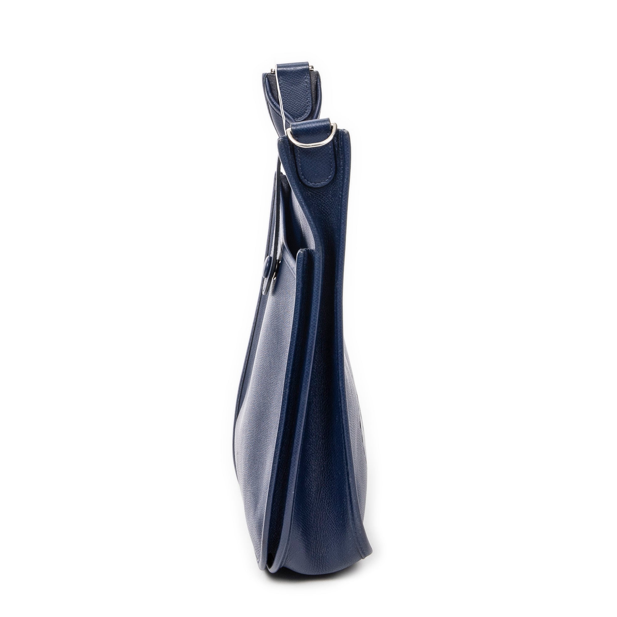 Evelyne III PM