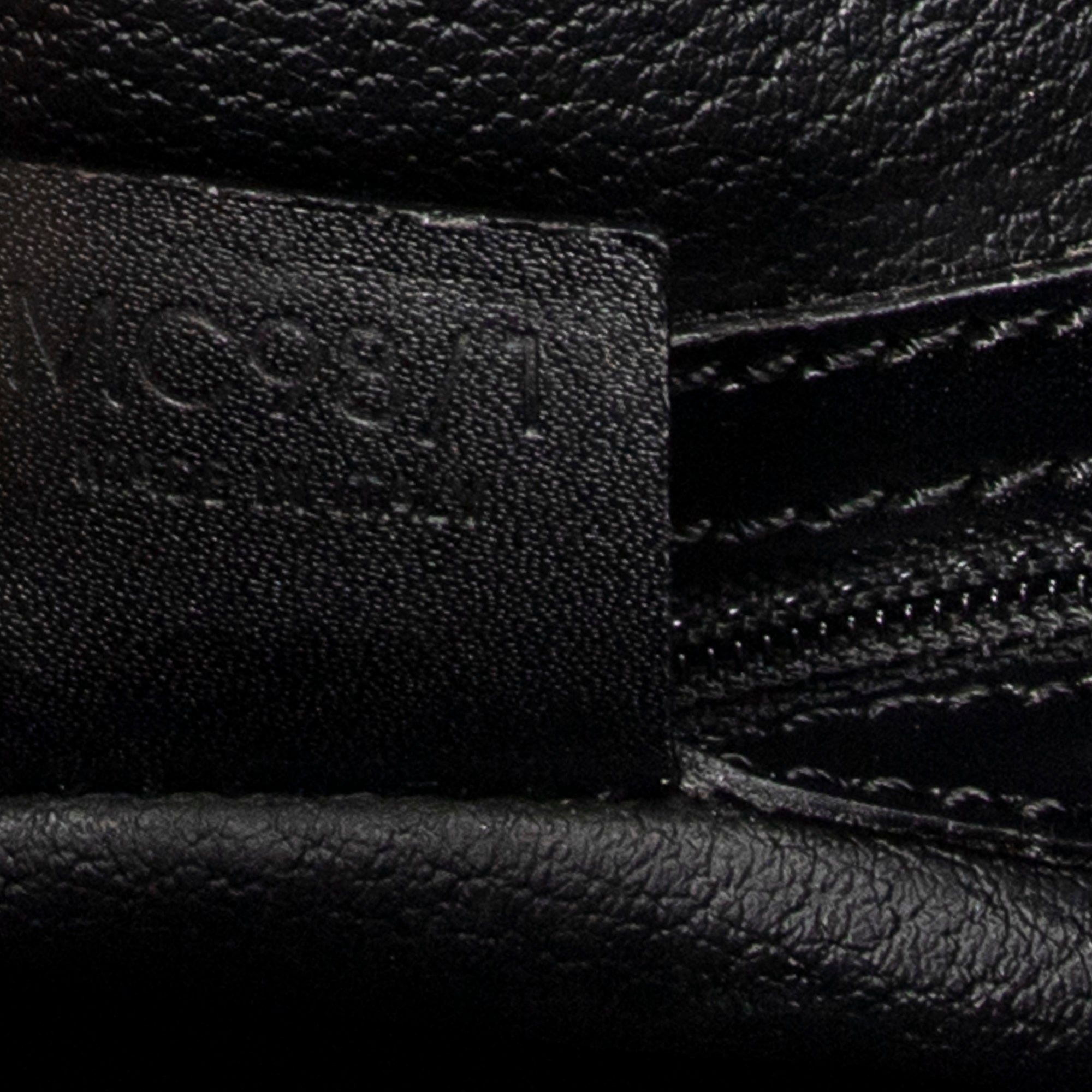 Front Pocket Bucket Tote
