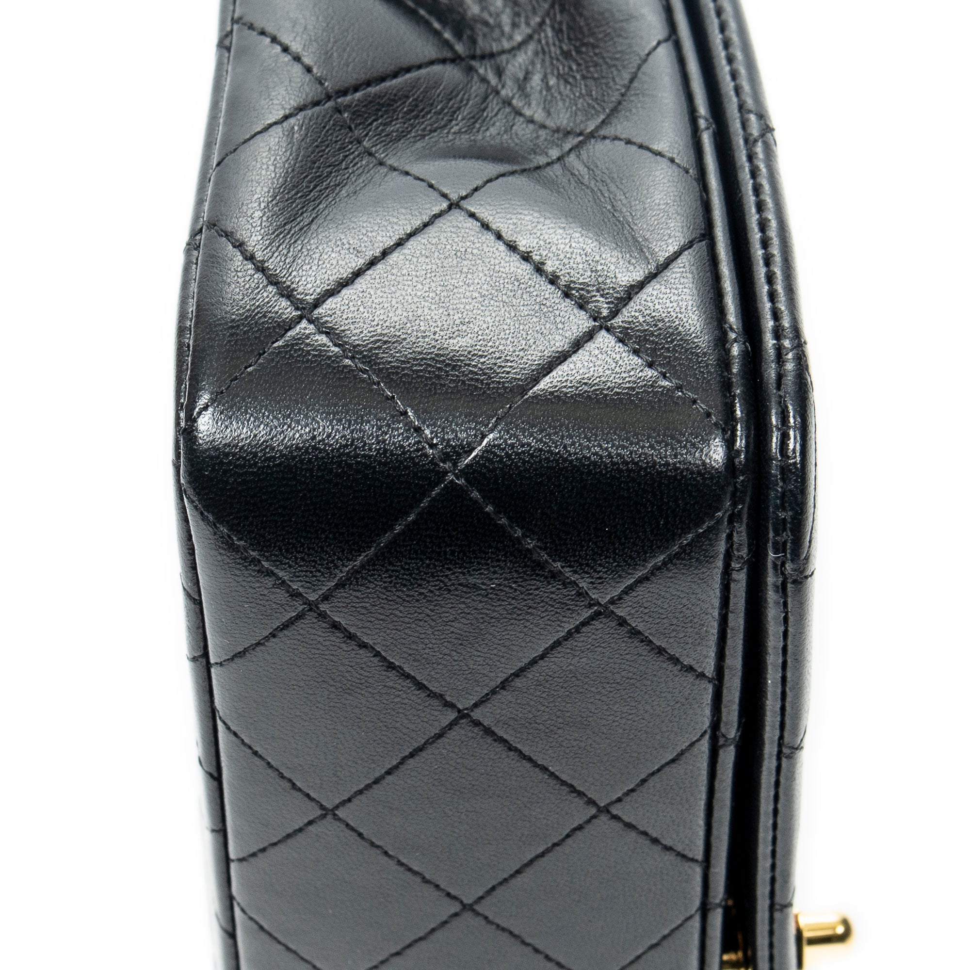 CC Turn Lock Mademoiselle Full Flap