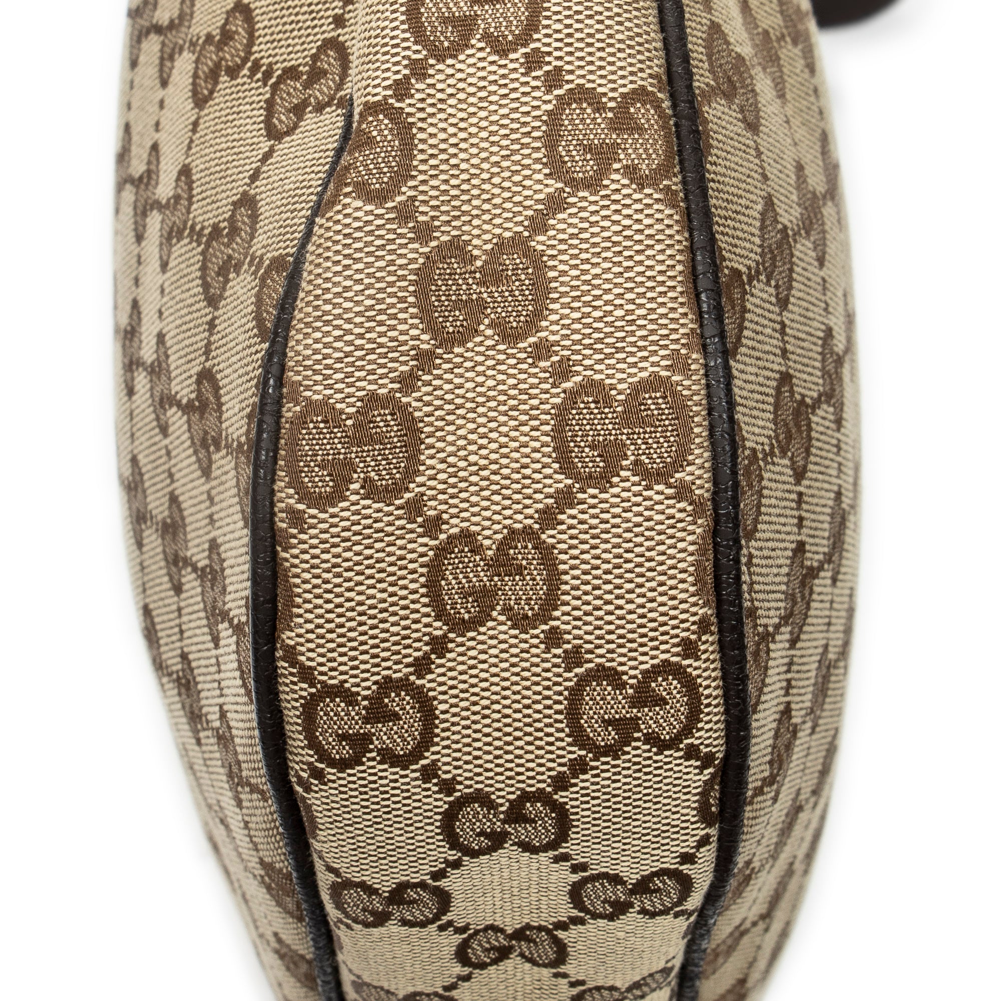 Round Zip Messenger