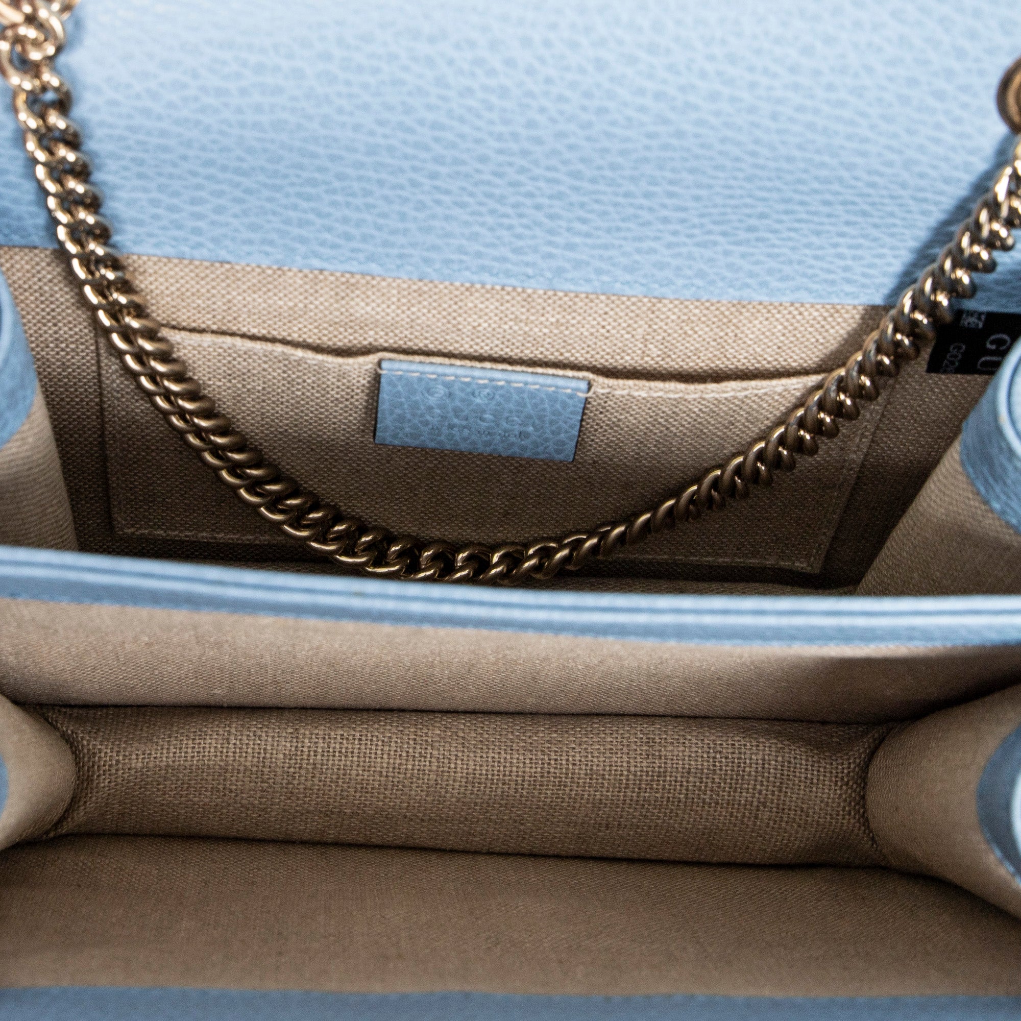 Small Interlocking GG Chain Crossbody