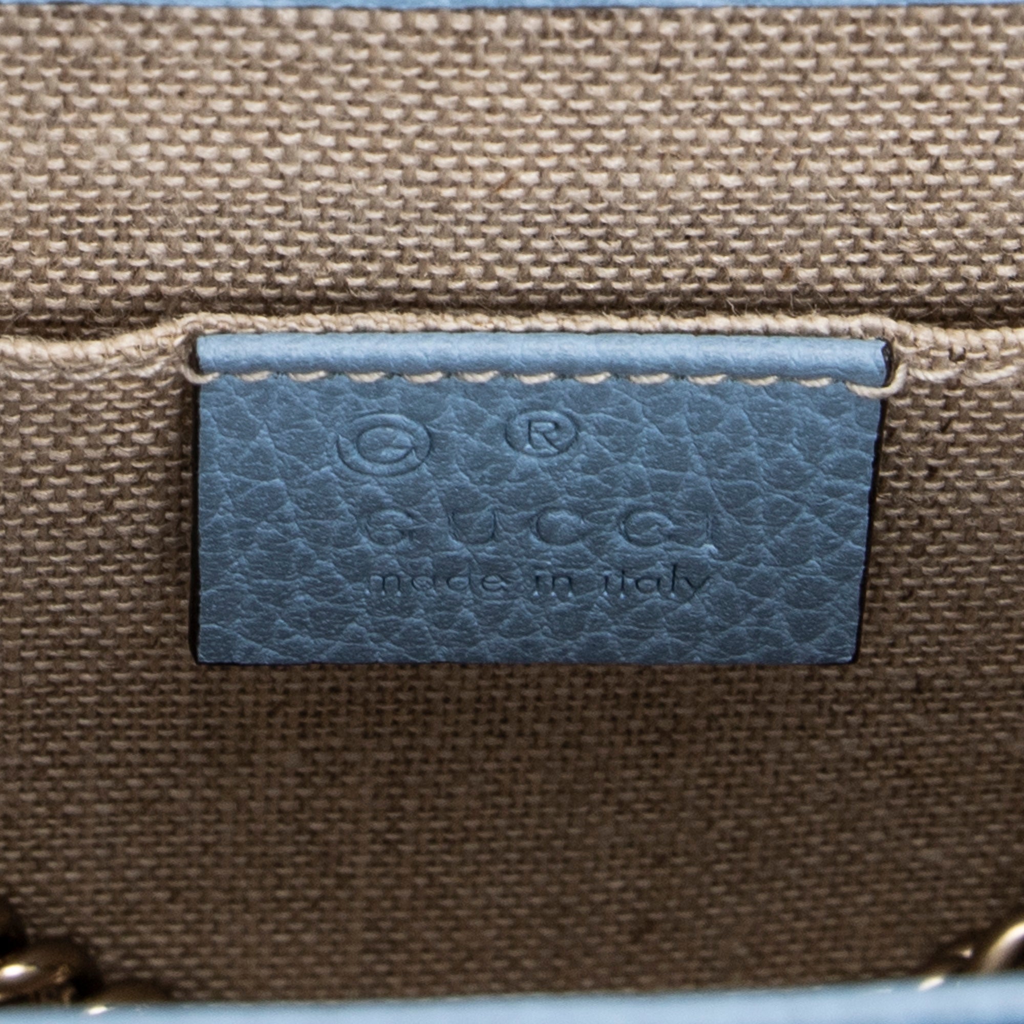 Small Interlocking GG Chain Crossbody