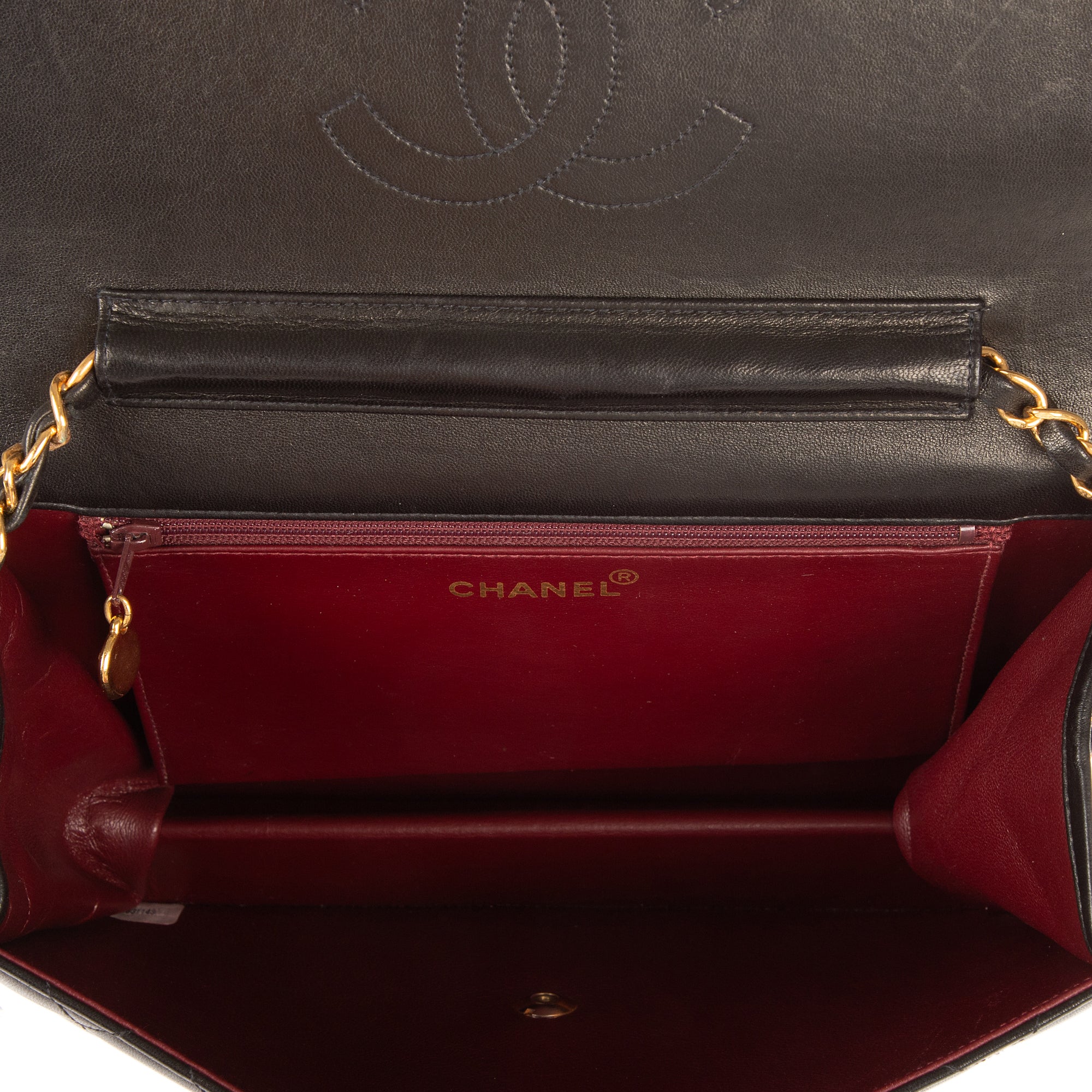 Vintage Push Lock Straight Flap
