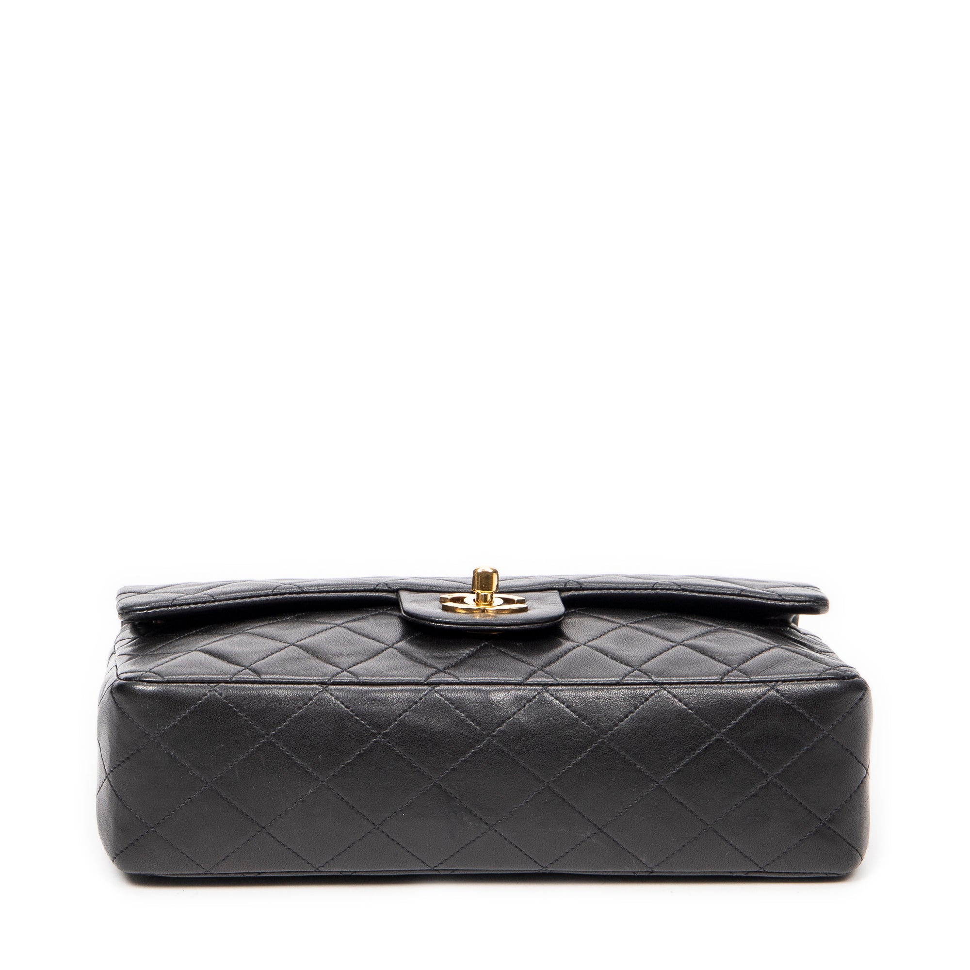 Classic Double Flap 26