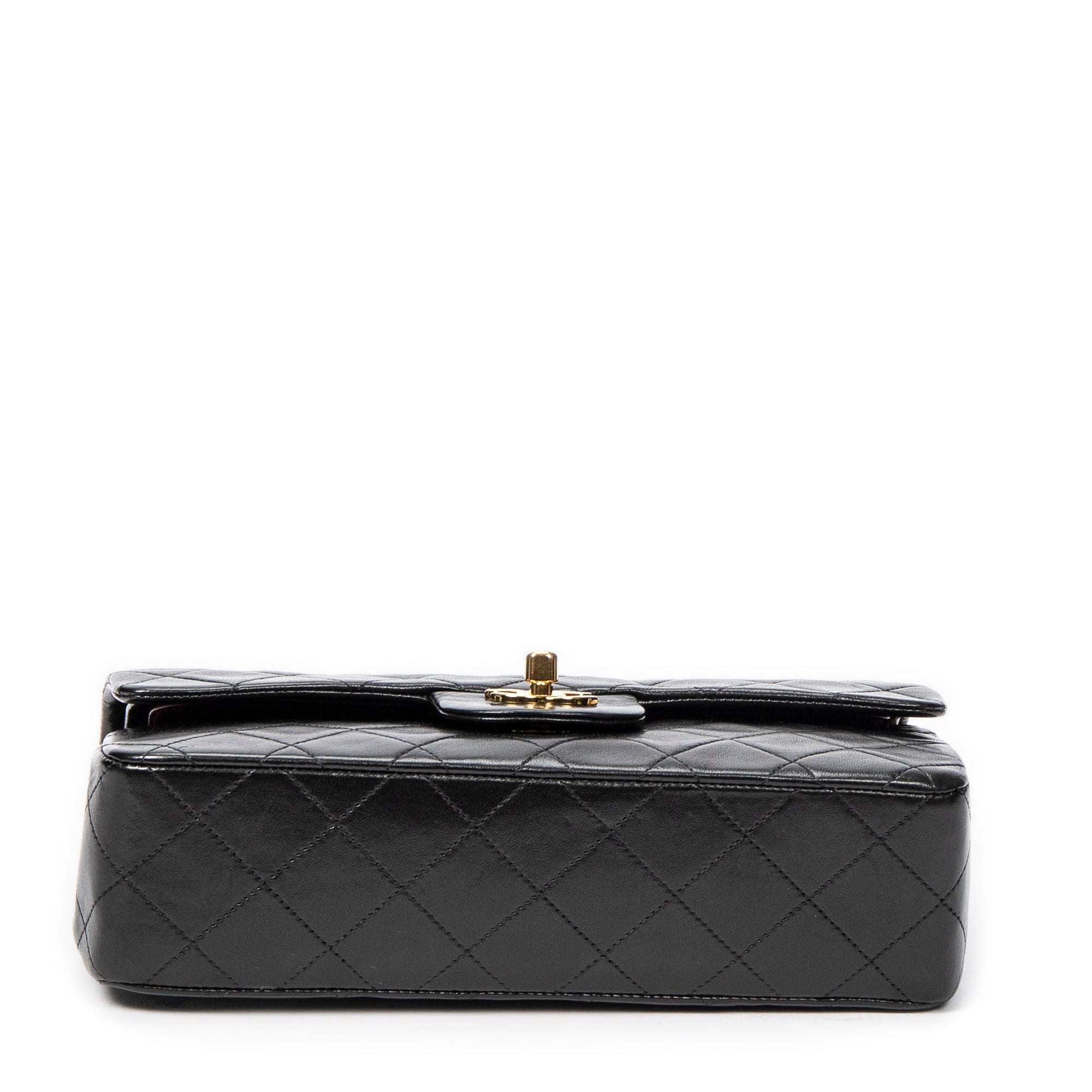 Classic Double Flap 23