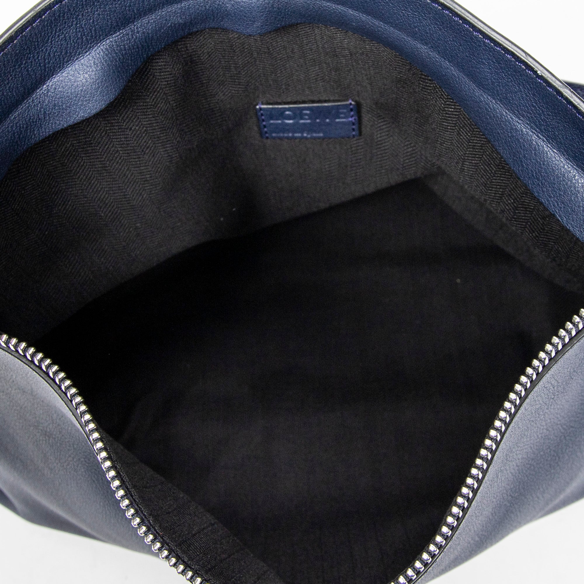 Medium T Messenger