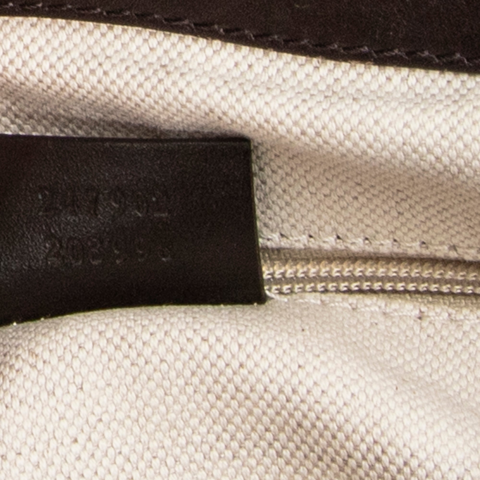 Sukey Top Handle