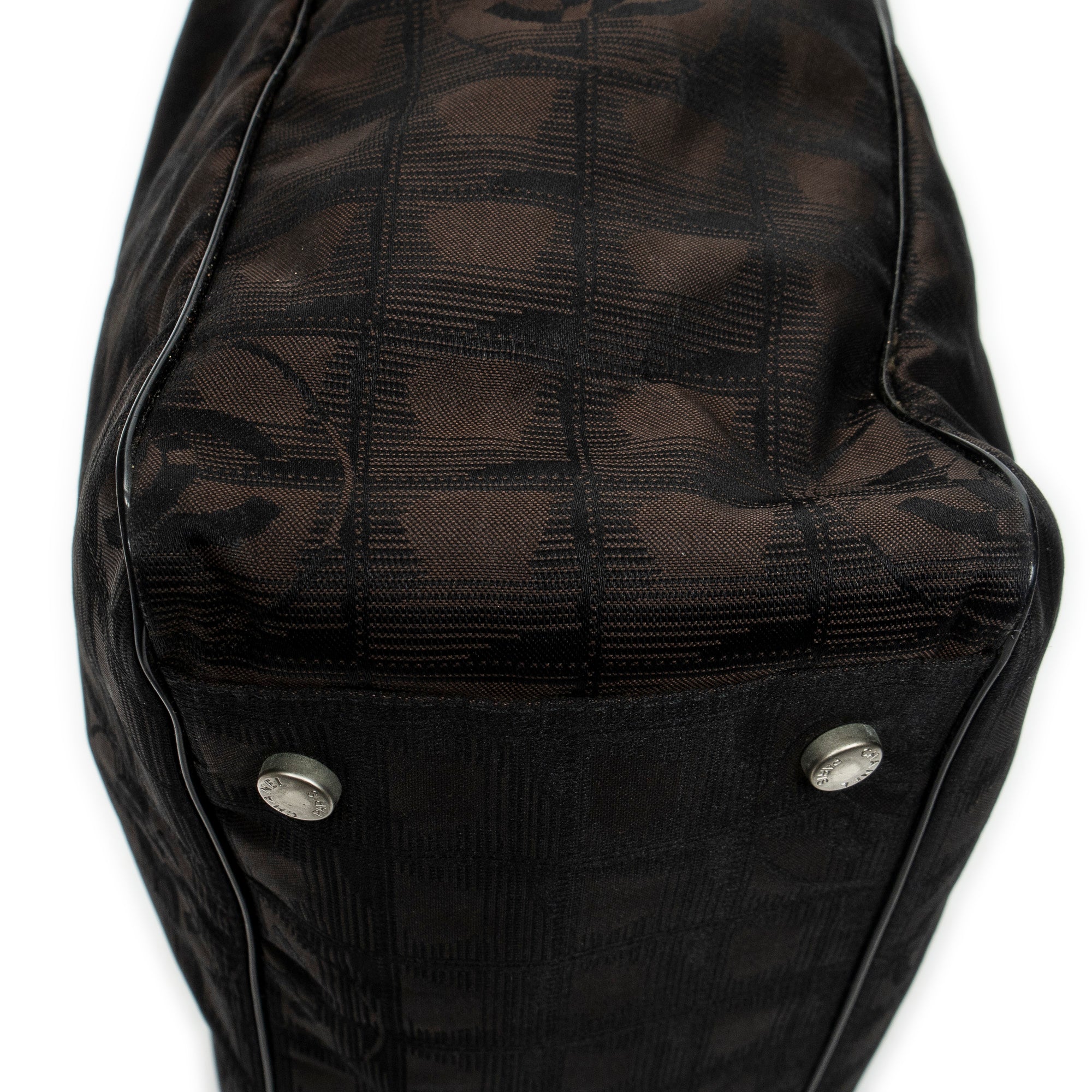 New Travel Line Tote