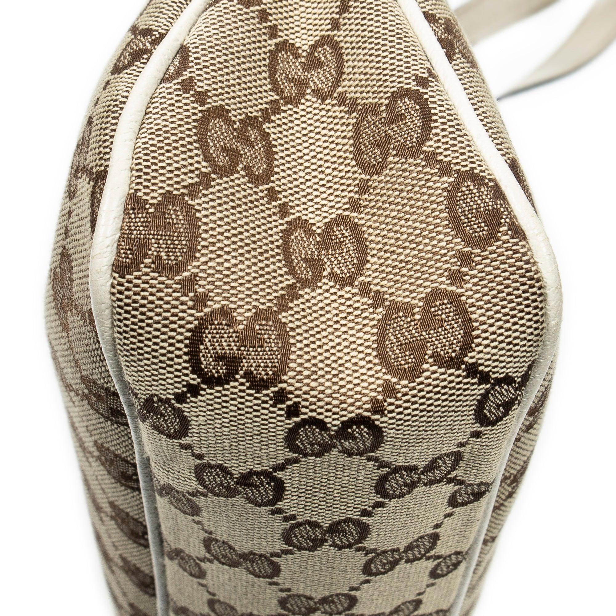 Medium Charmy Hexagon Stud