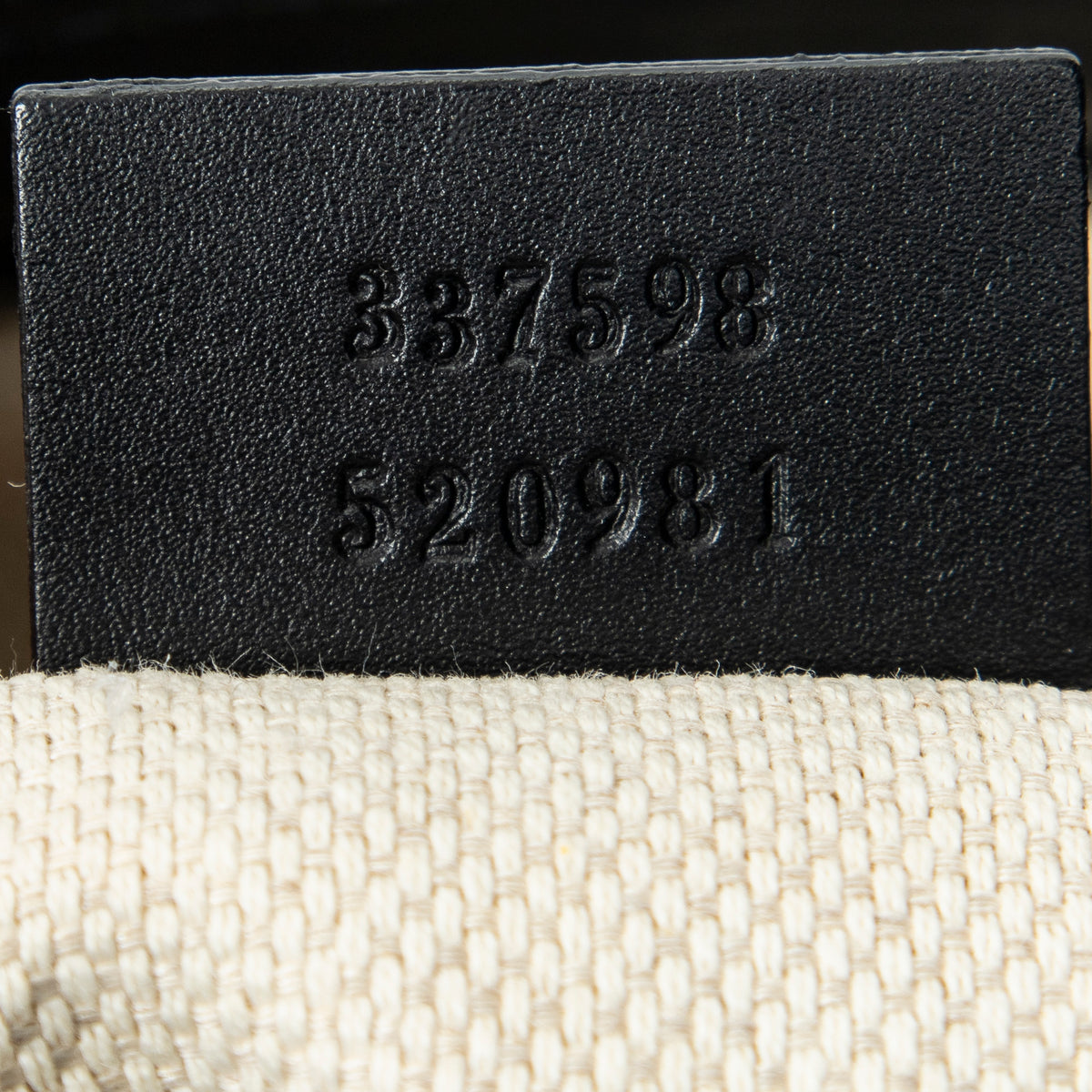 Square Zip Messenger