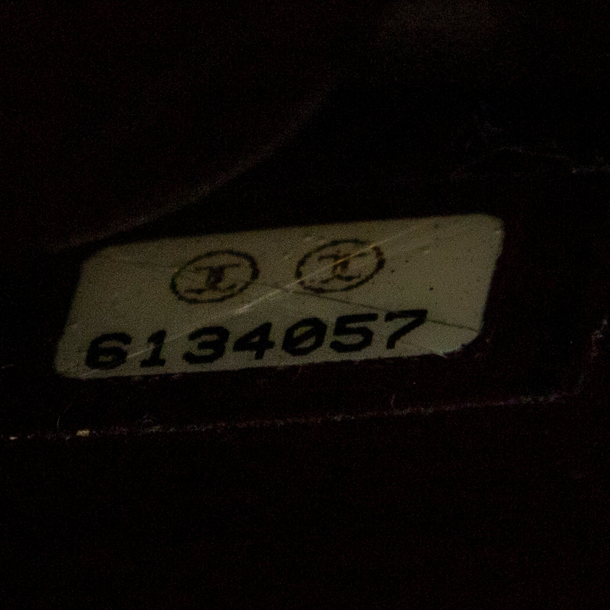 Vintage Push Lock Straight Flap