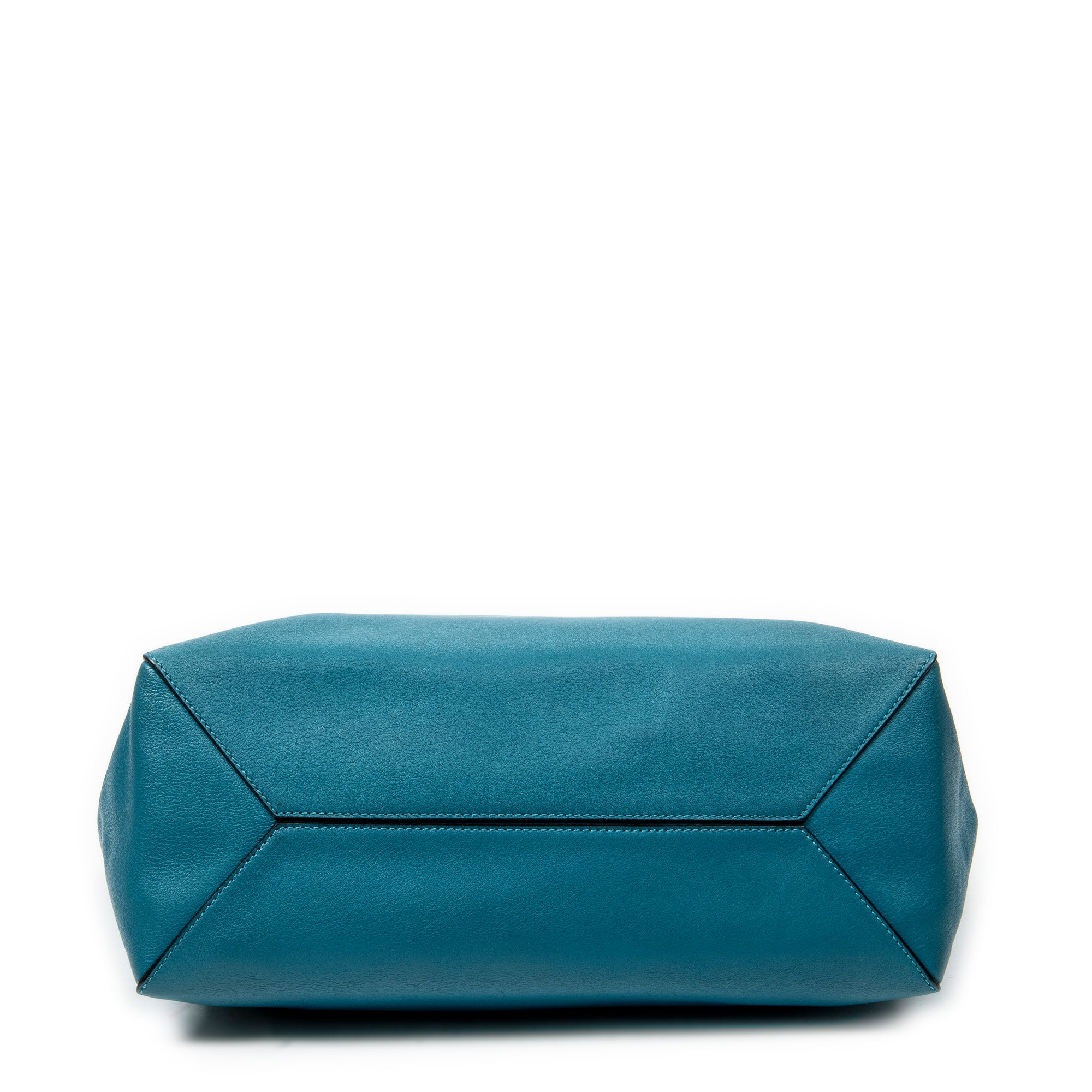 Medium Shoulder Tote