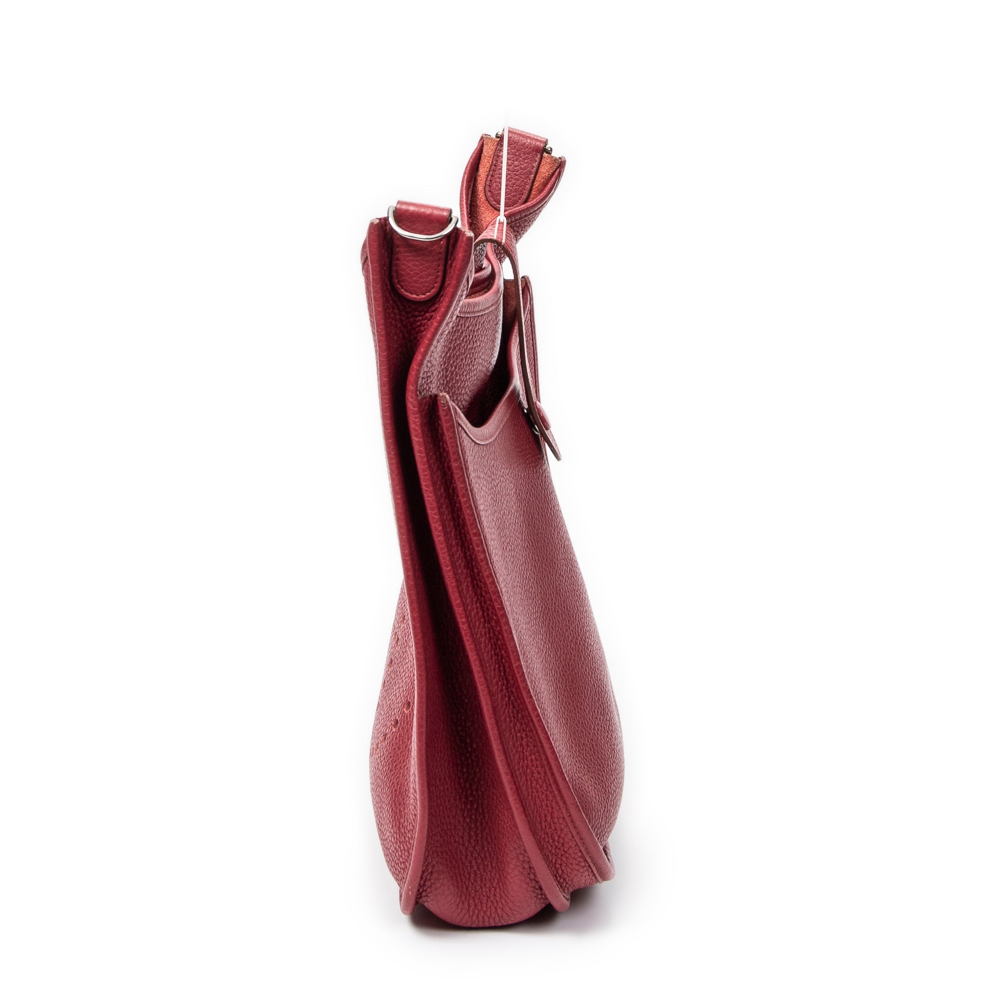 Evelyne III GM