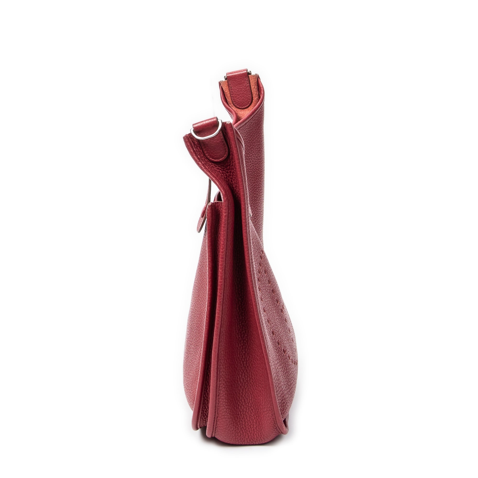 Evelyne III GM
