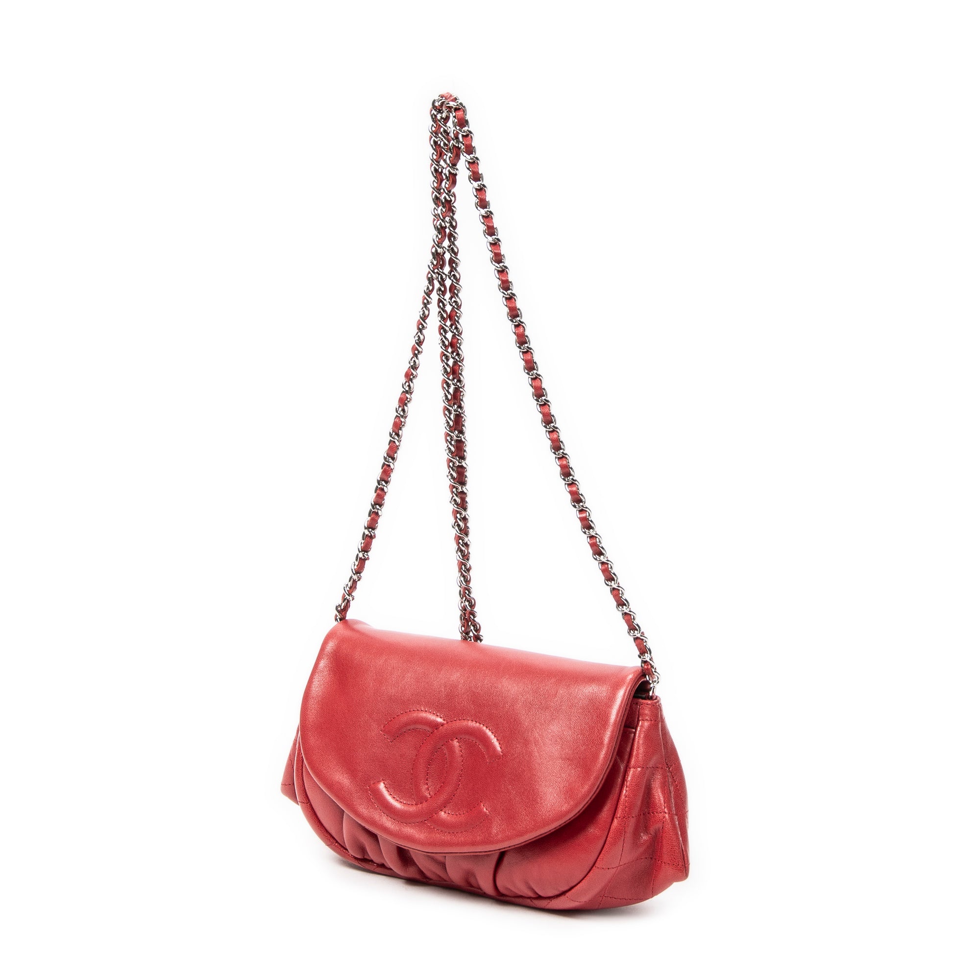 Half Moon Wallet On Chain