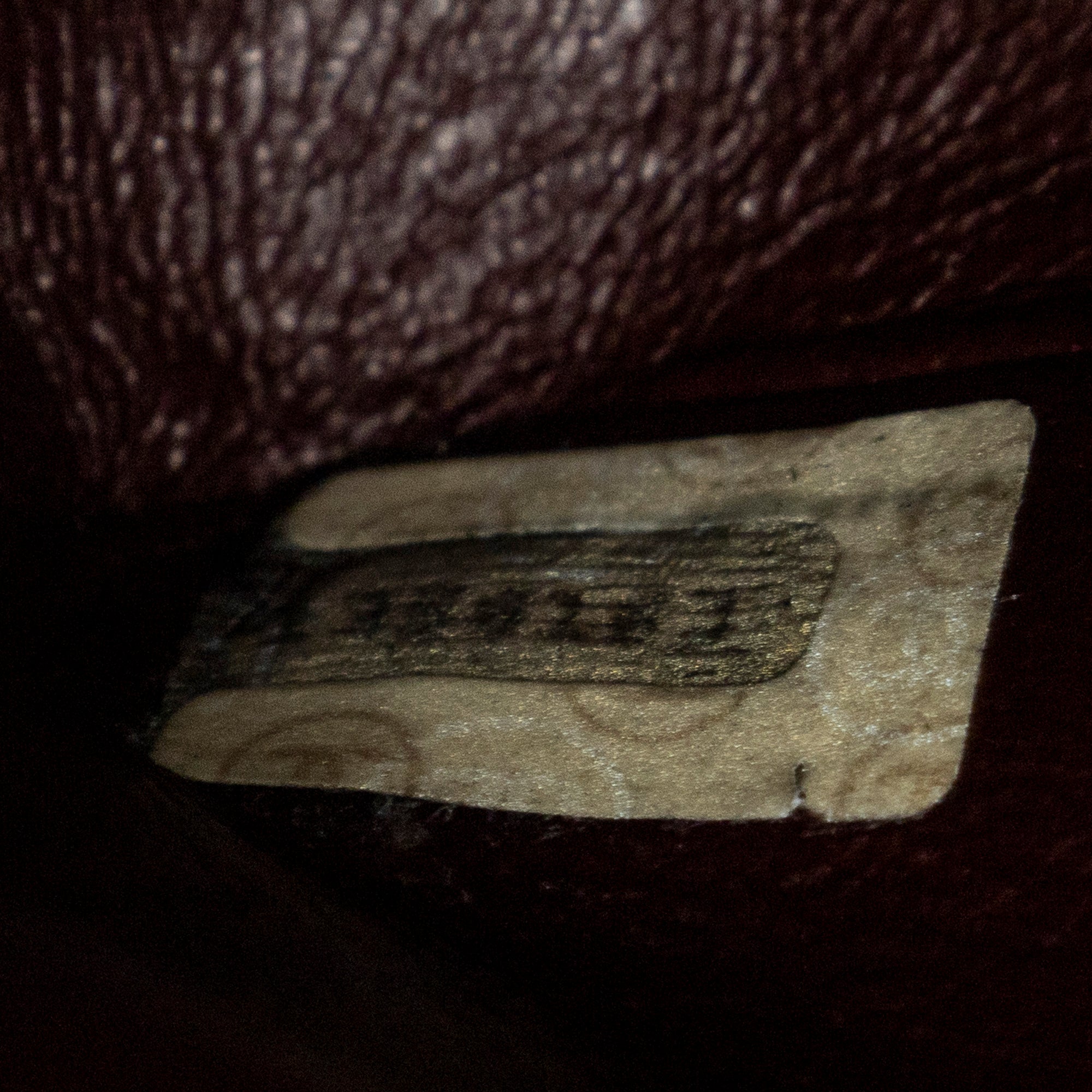 Classic Double Flap 23