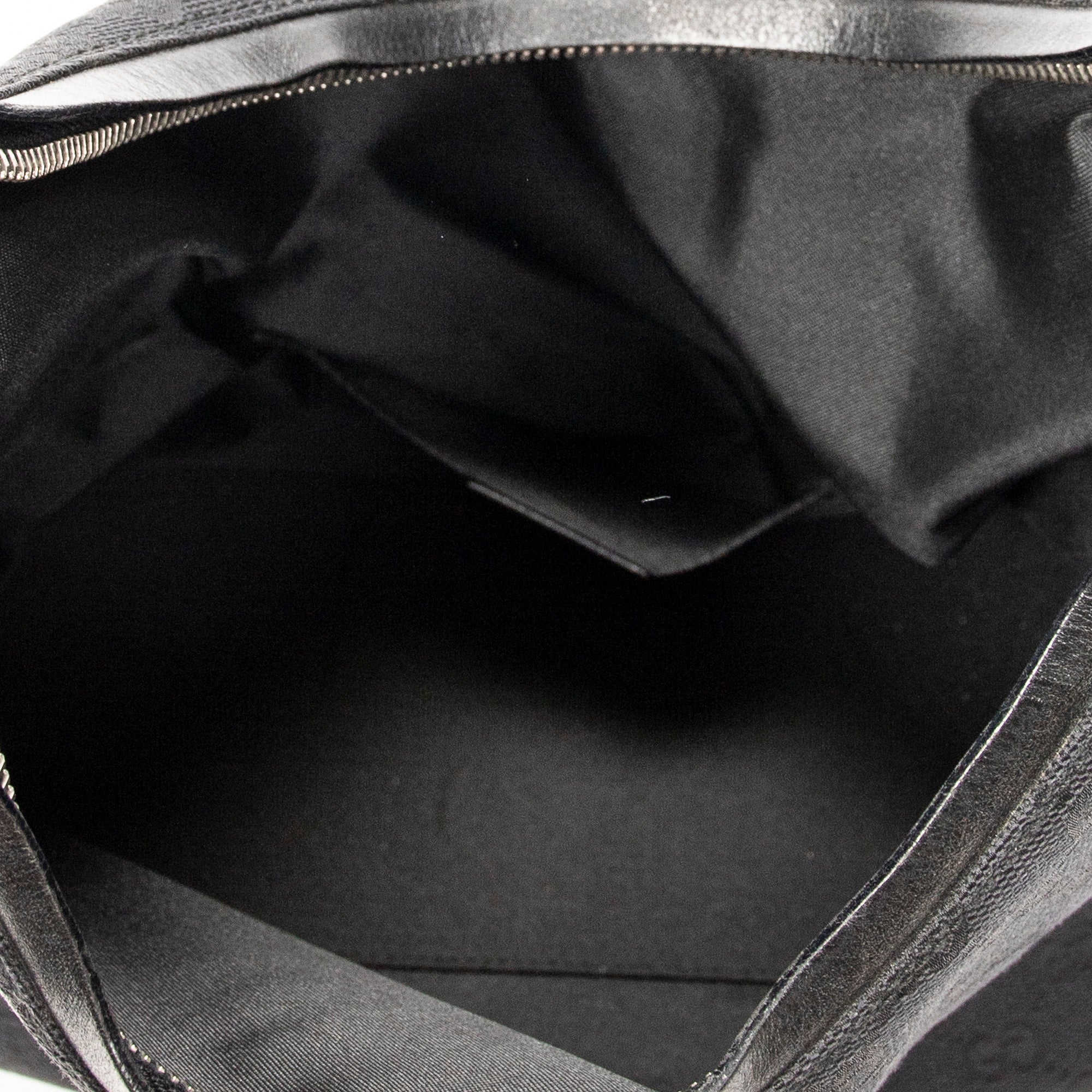 Small Zip Hobo