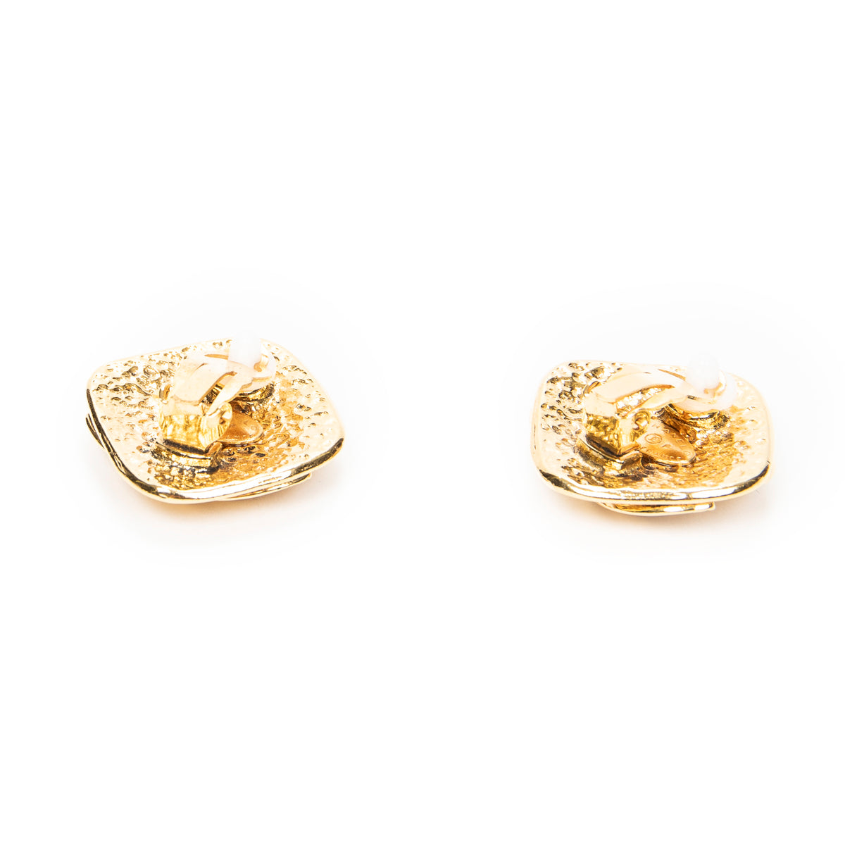 CC Diamond-shaped Clip On Earrings