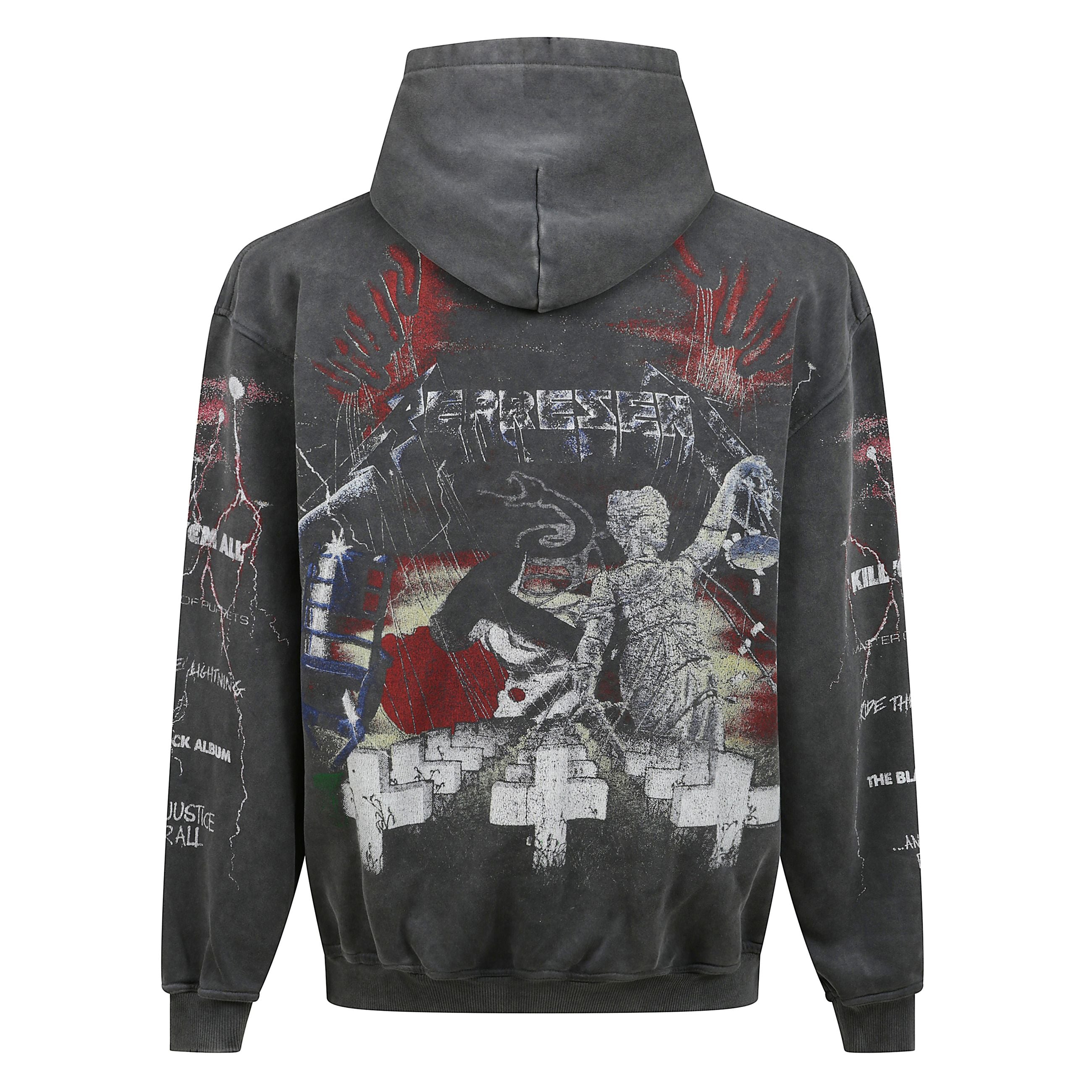 Felpa in cotone con maniche lunghe e cappuccio, tasca frontale a marsupio e dettaglio frontale e posteriore con stampa a contrasto.