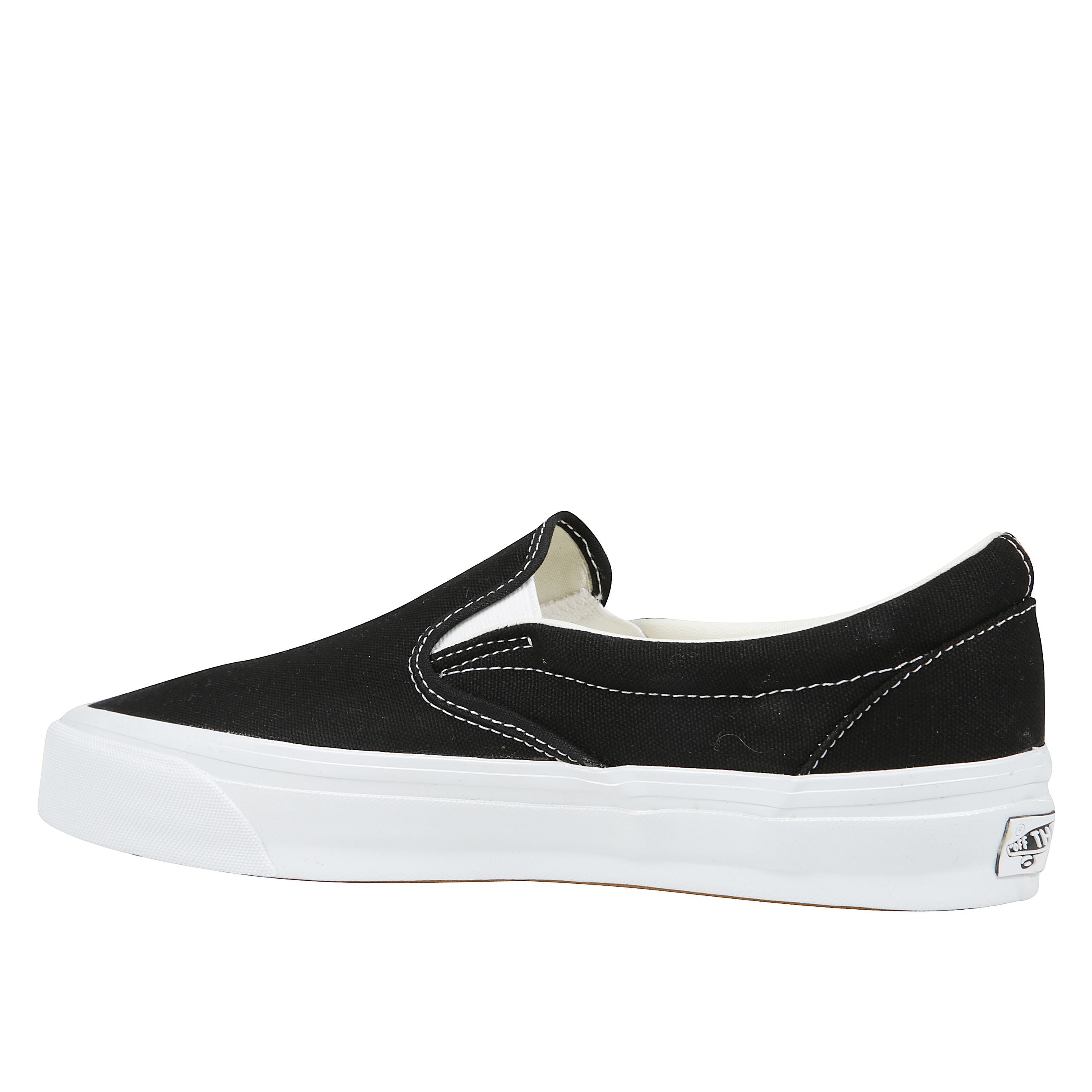 Footwear
lx slip-on reissue 98
sneakers design slip-on con cuciture a contrasto, punta tonda e suola piatta in gomma