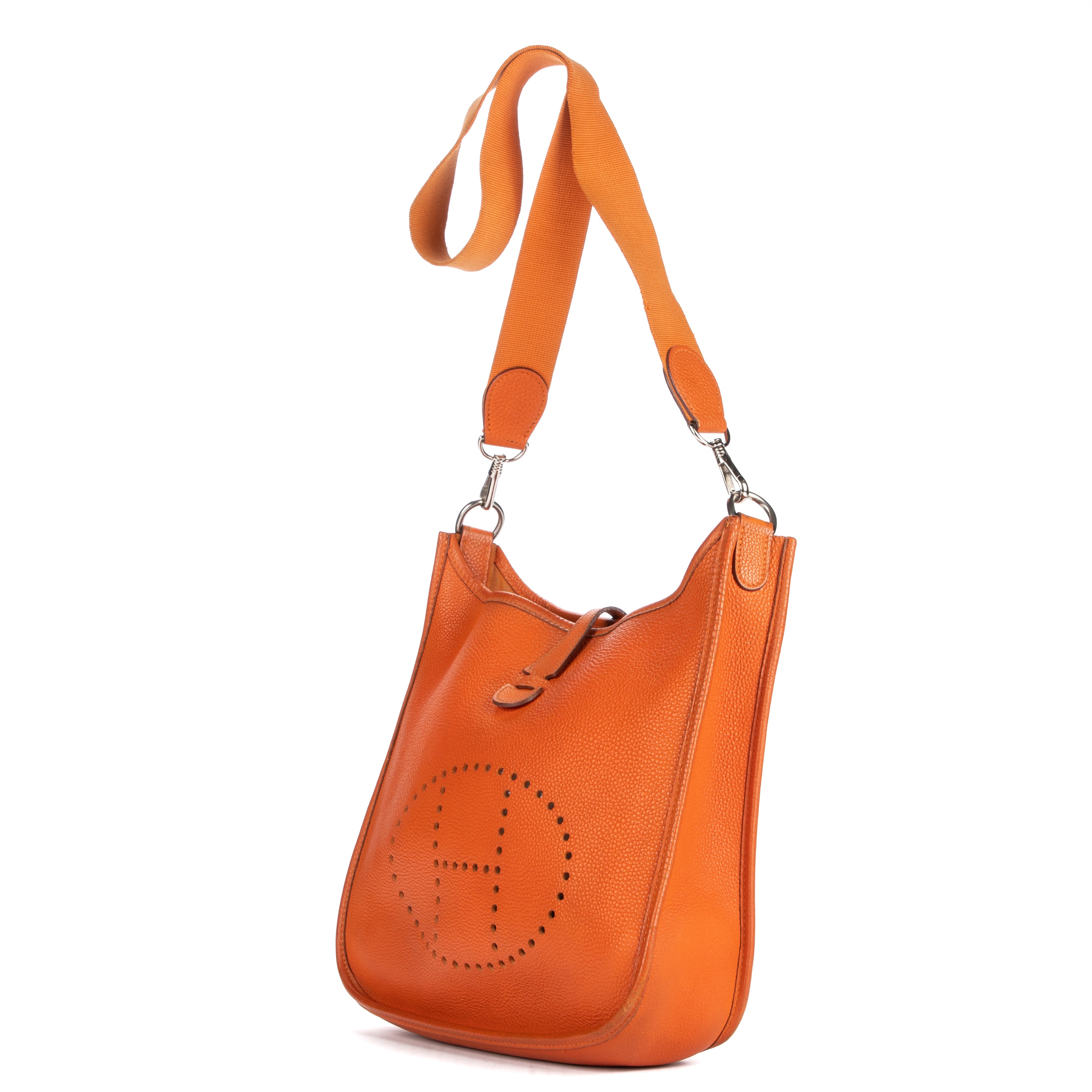 Evelyne I 27