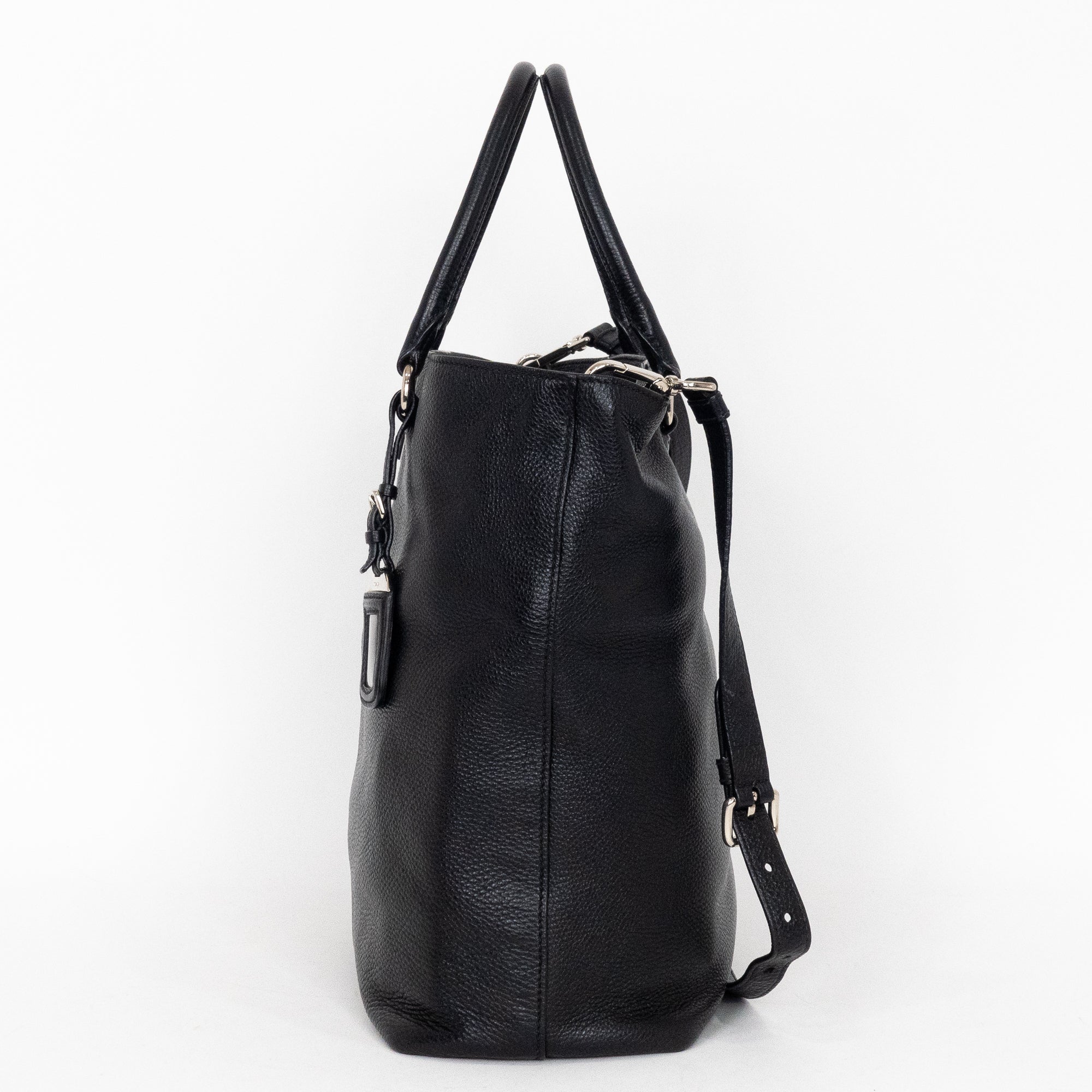 Classic Medium Shopping Tote