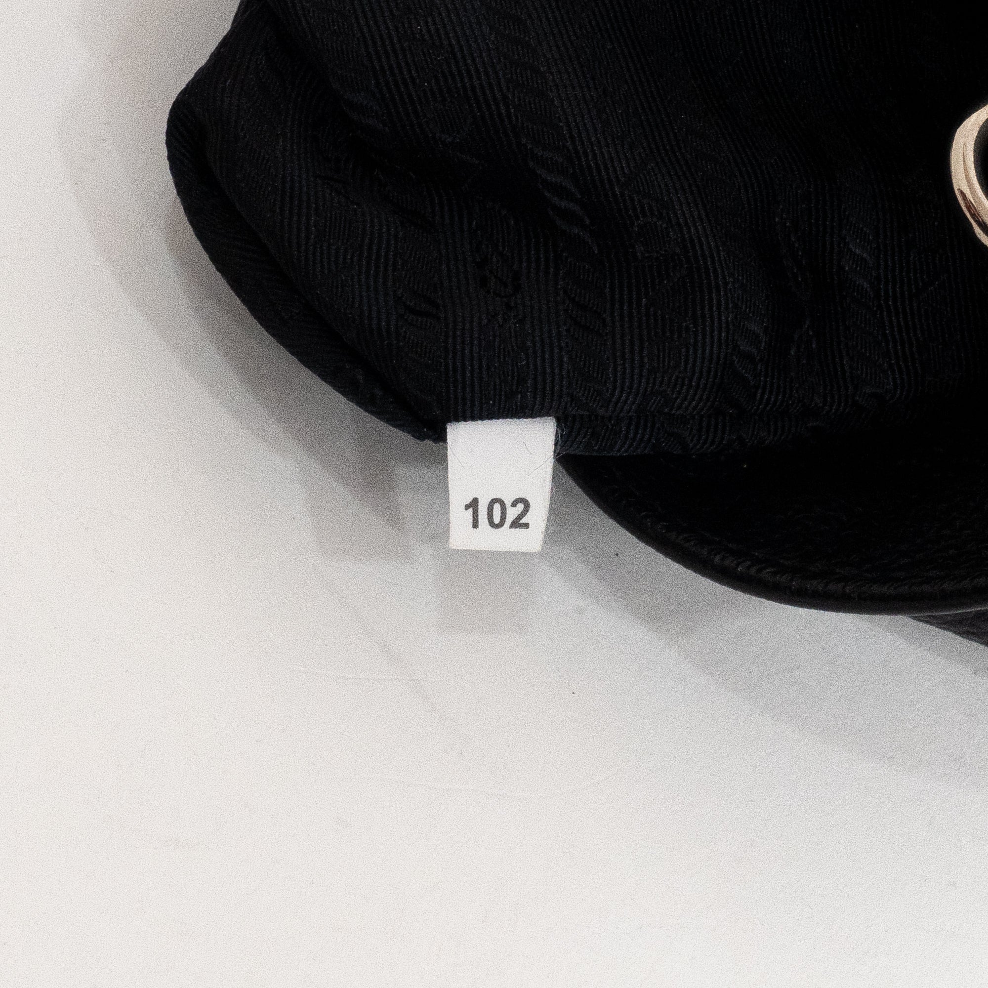 Classic Medium Shopping Tote